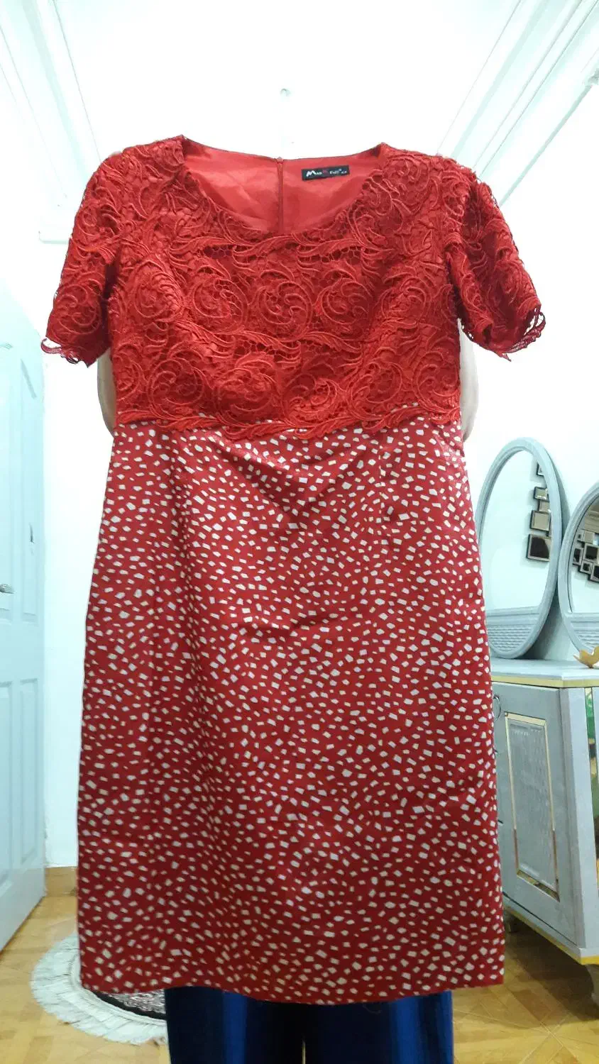 پیراهن مجلسی|لباس|رشت, کوی جام جم|دیوار