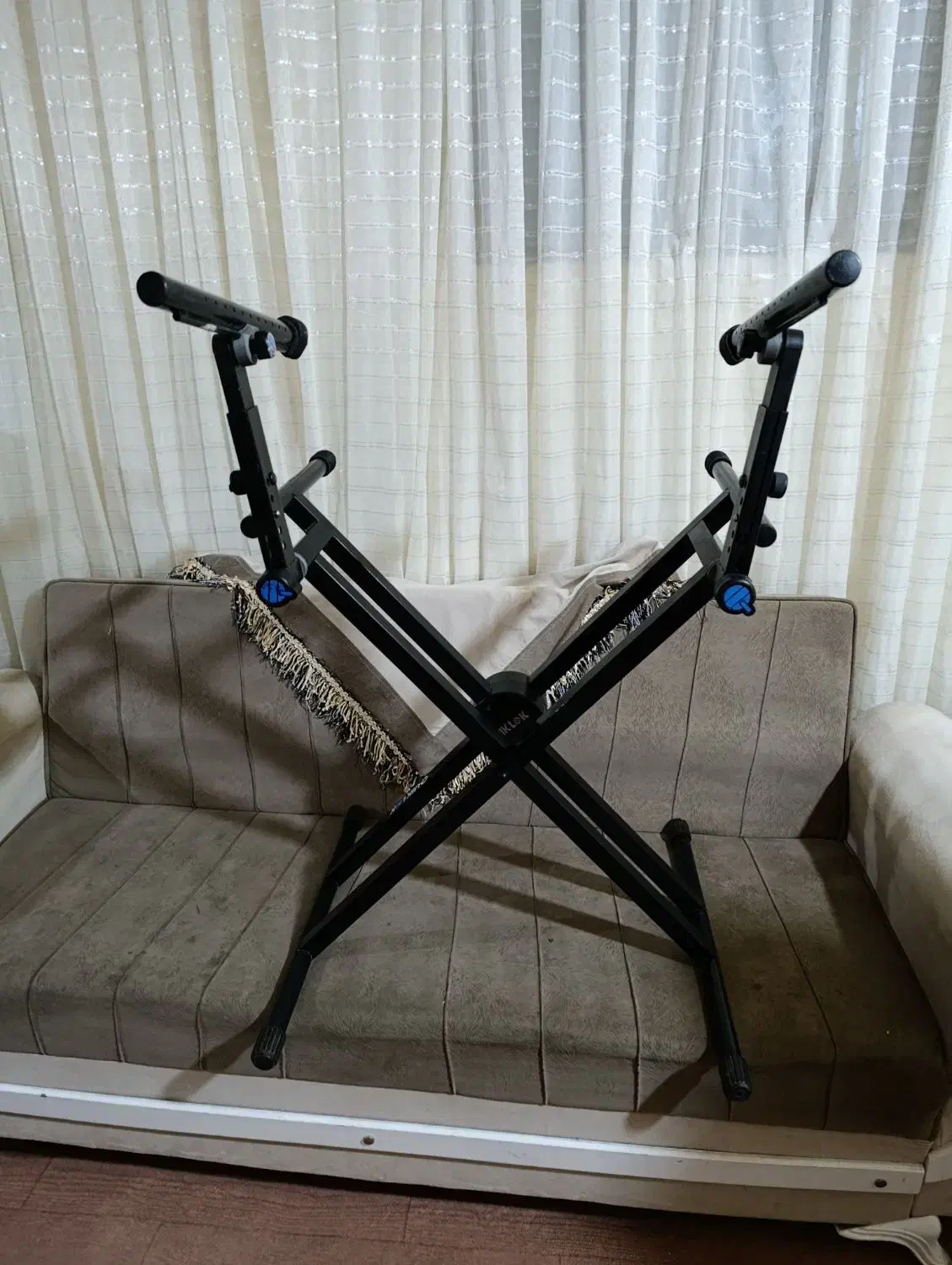 پایه ارگ کوئیک لاک|پیانو، کیبورد، آکاردئون|قره ضیاالدین, |دیوار