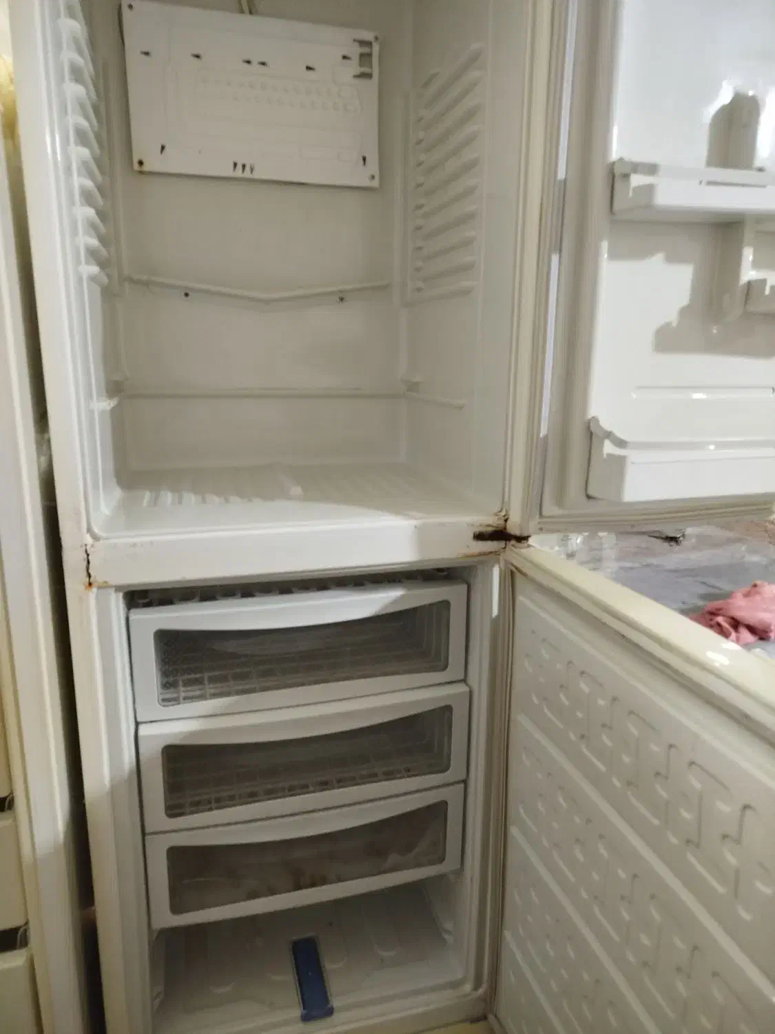 یخچال|یخچال و فریزر|اشترینان, |دیوار