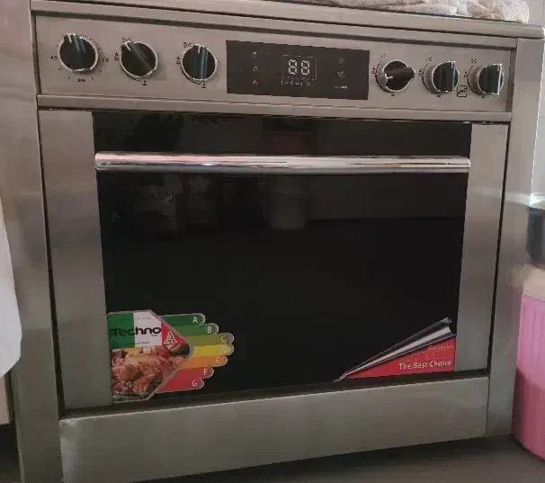 اجاق گاز تکنو ۵ شعله طرح فر|اجاق گاز و لوازم برقی پختوپز|هشتگرد, شهرک راه آهن|دیوار