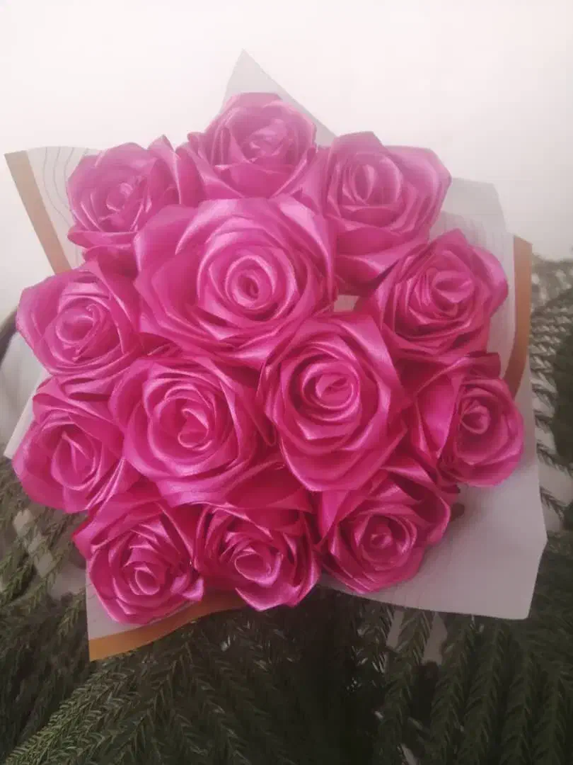 گل رز|گل مصنوعی|صدرا-فارس, فاز ۱|دیوار