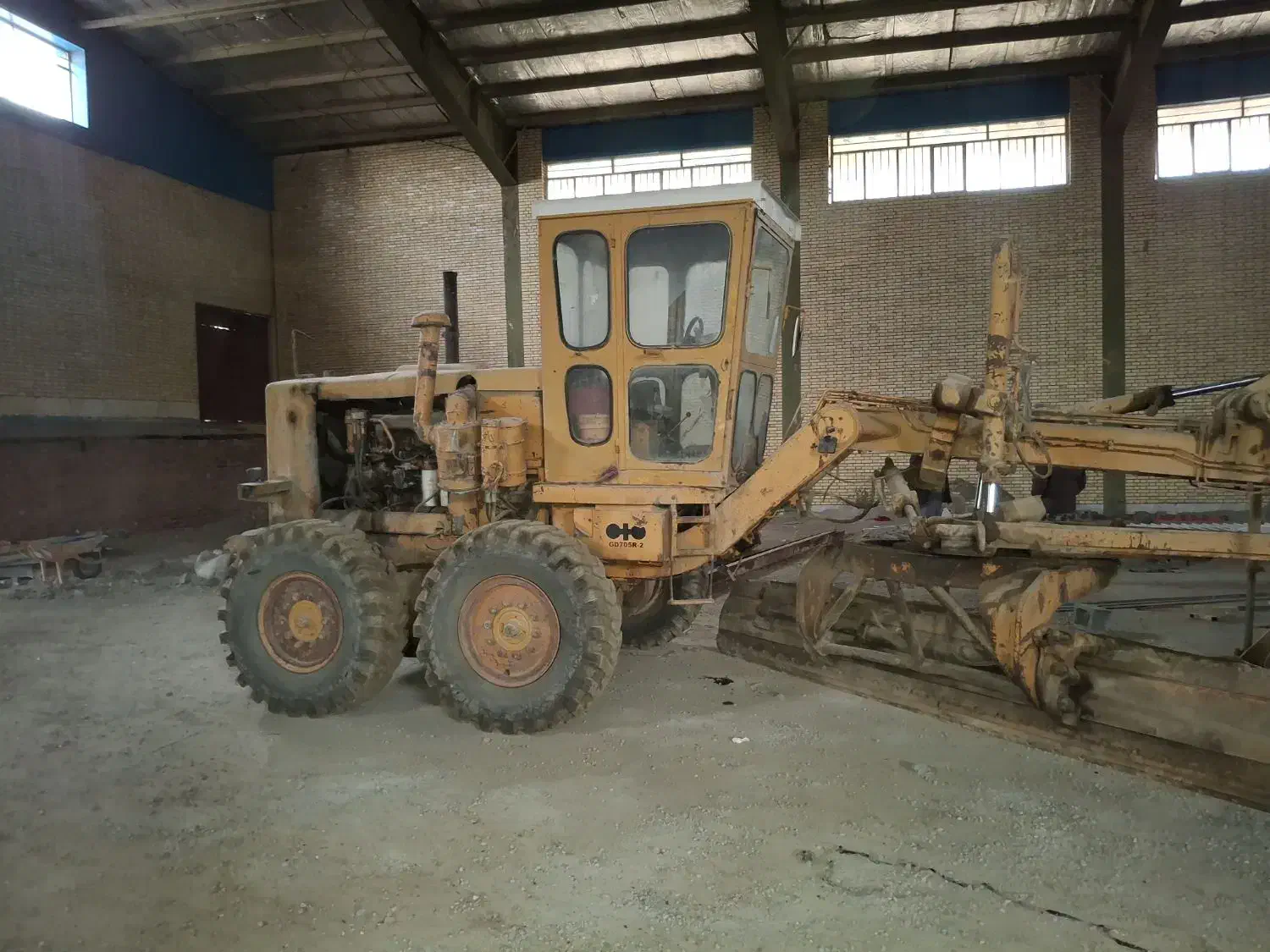 گریدر 705  R2|خودرو سنگین|سیرجان, |دیوار