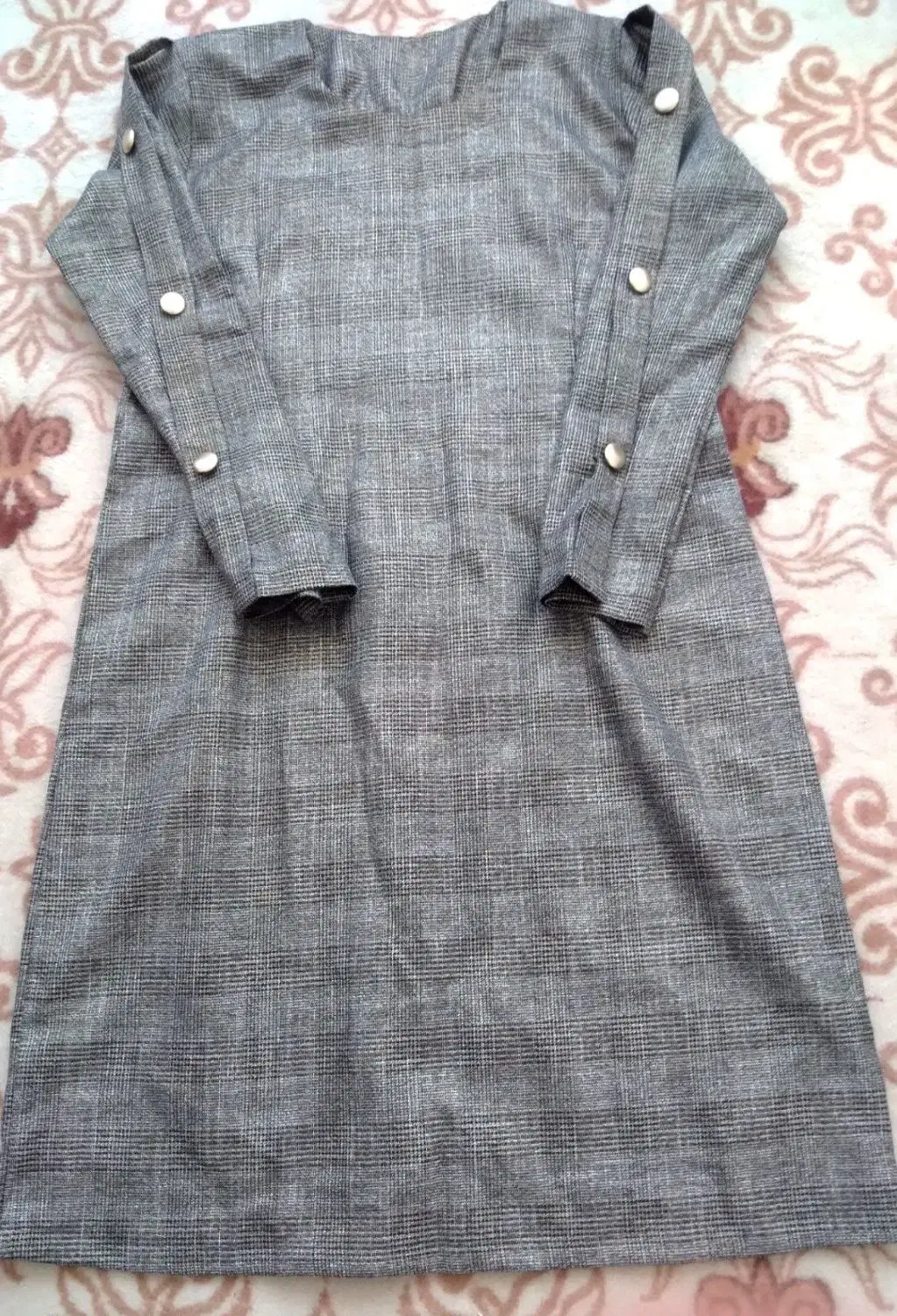 لباس|لباس|سنقر, |دیوار