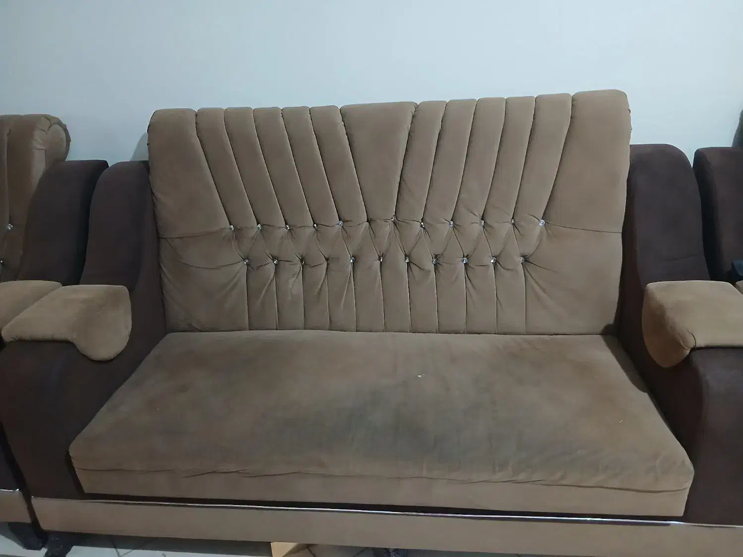 مبلمان ۷نفره|مبلمان خانگی و میز عسلی|تهران, تسلیحات|دیوار