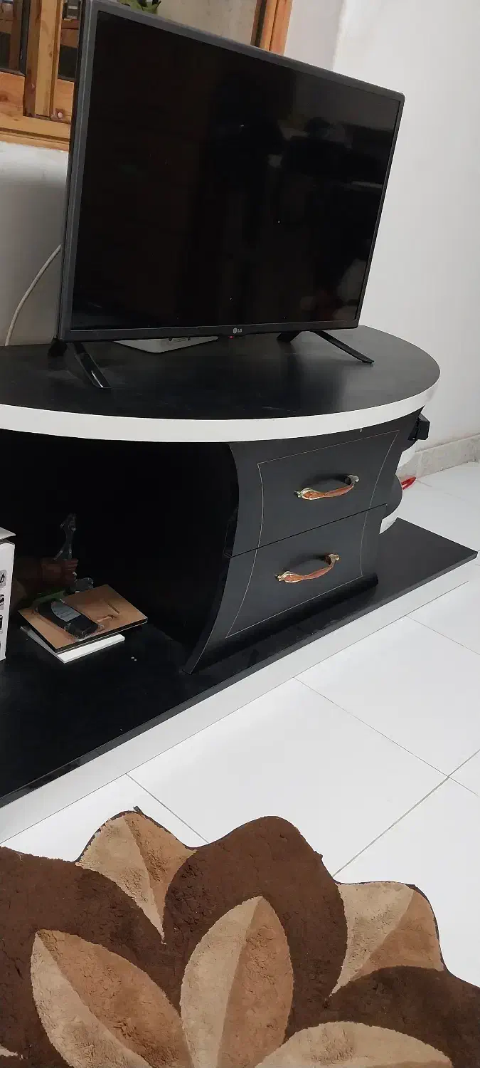 زیر تلویزیونی|میز تلویزیون|رشت, فخب|دیوار