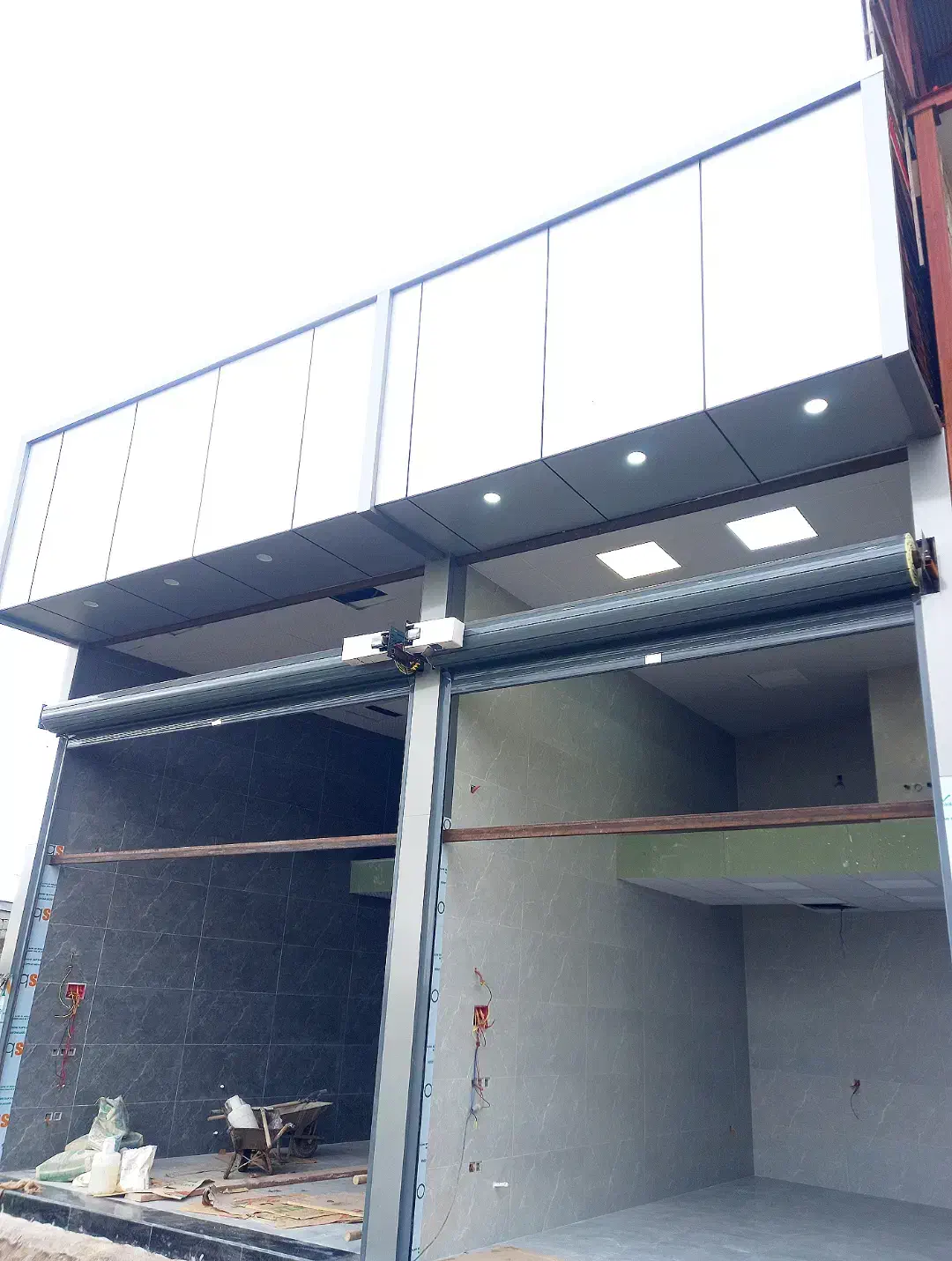 خمام مغازه نوساز سنددار ۴۲متر بر اصلی کمربندی|فروش مغازه و غرفه|خمام, |دیوار