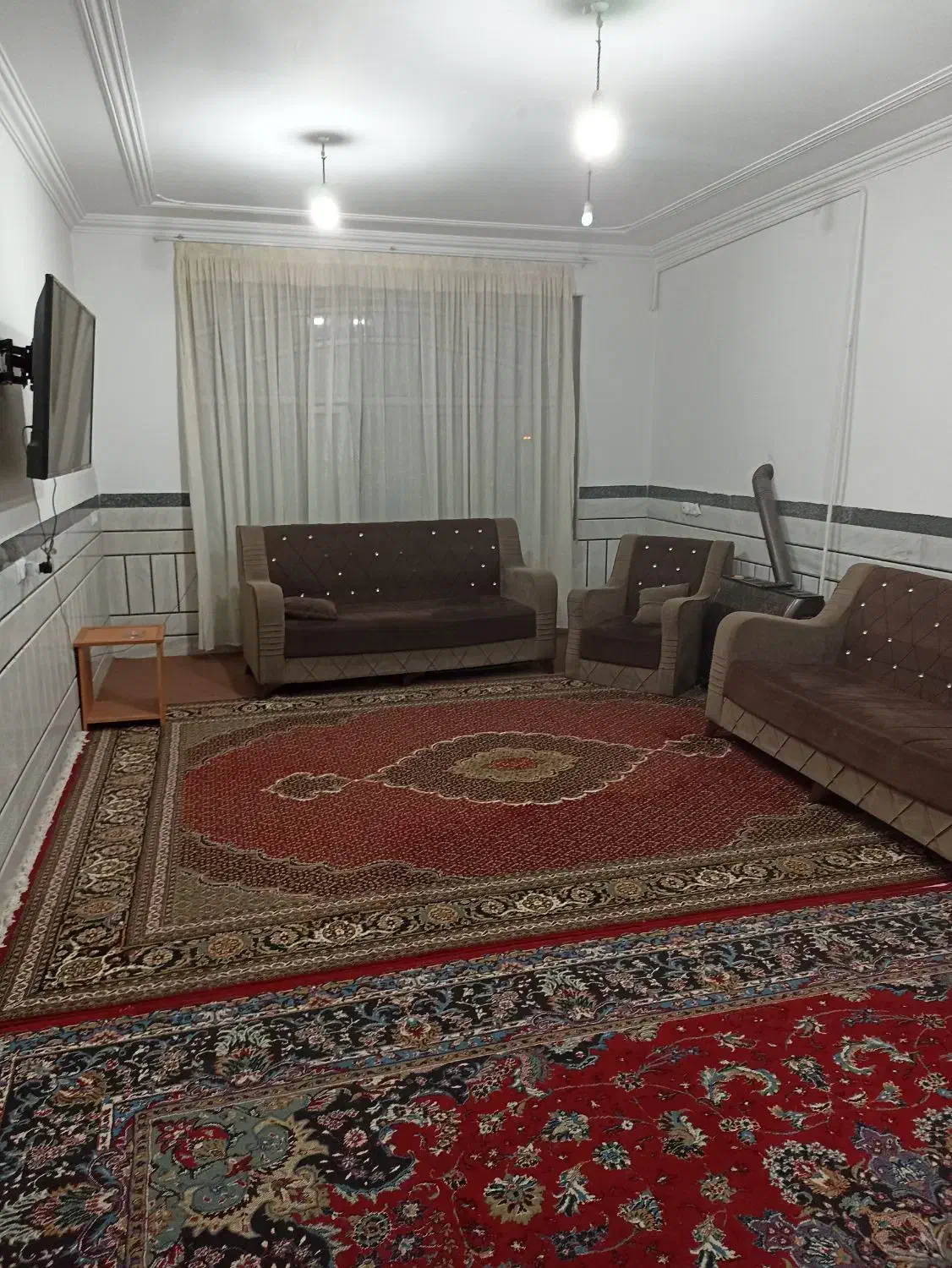 سویت اجاره ای داخل بازار باپارکینگ|اجارهٔ کوتاه‌مدت آپارتمان و سوئیت|بانه, |دیوار