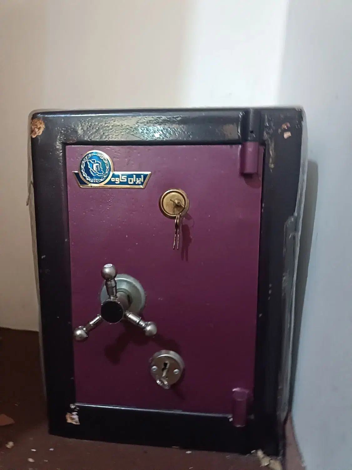 فروش وسایل گاو صندوق،گاز چهار پایه،میز کامپیوتر|ابزارآلات|سنندج, |دیوار