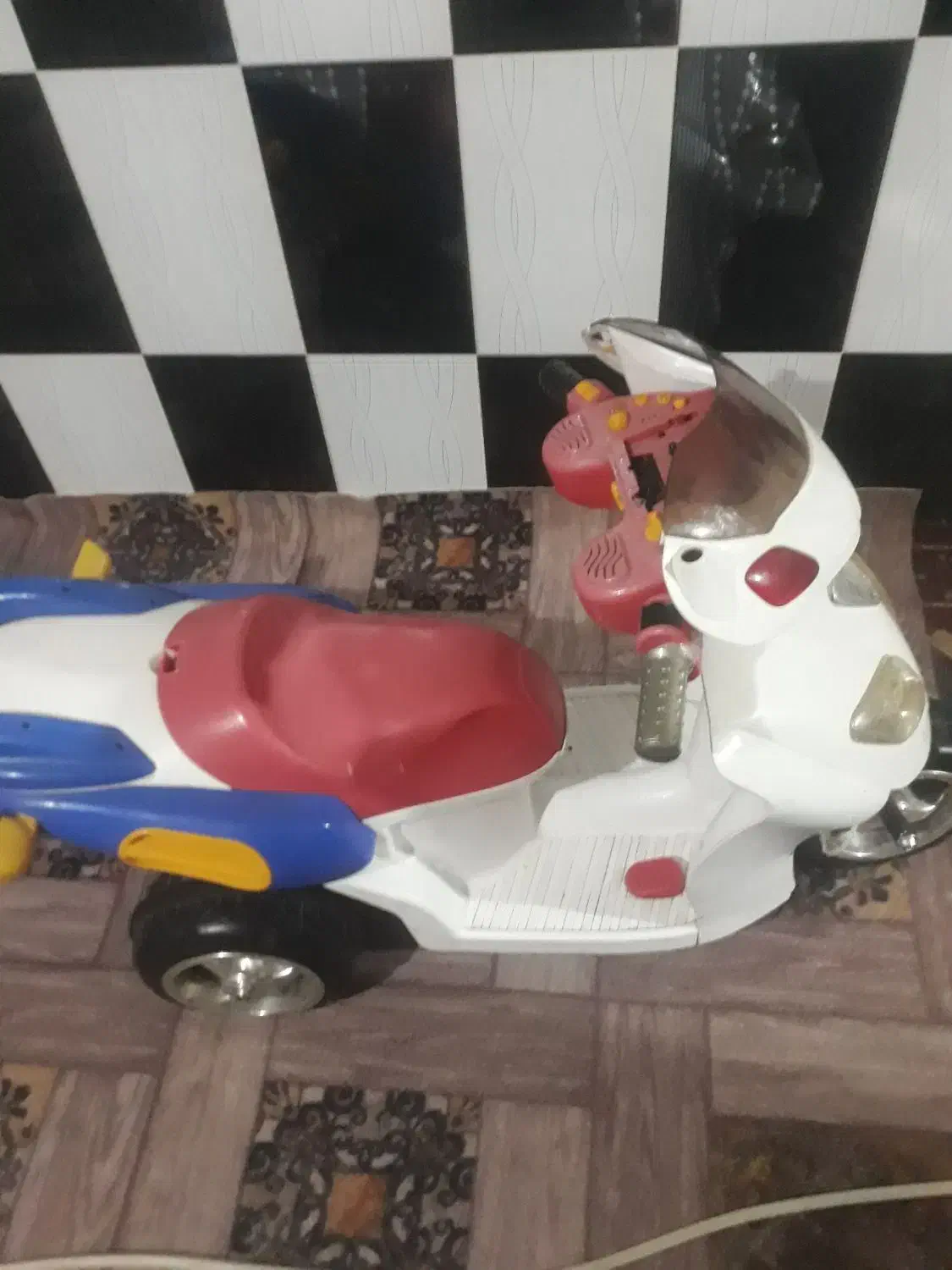 موتور شارژی به فروش میرسد|اسباب‌‌بازی|تربت‌حیدریه, مسجد جامع|دیوار