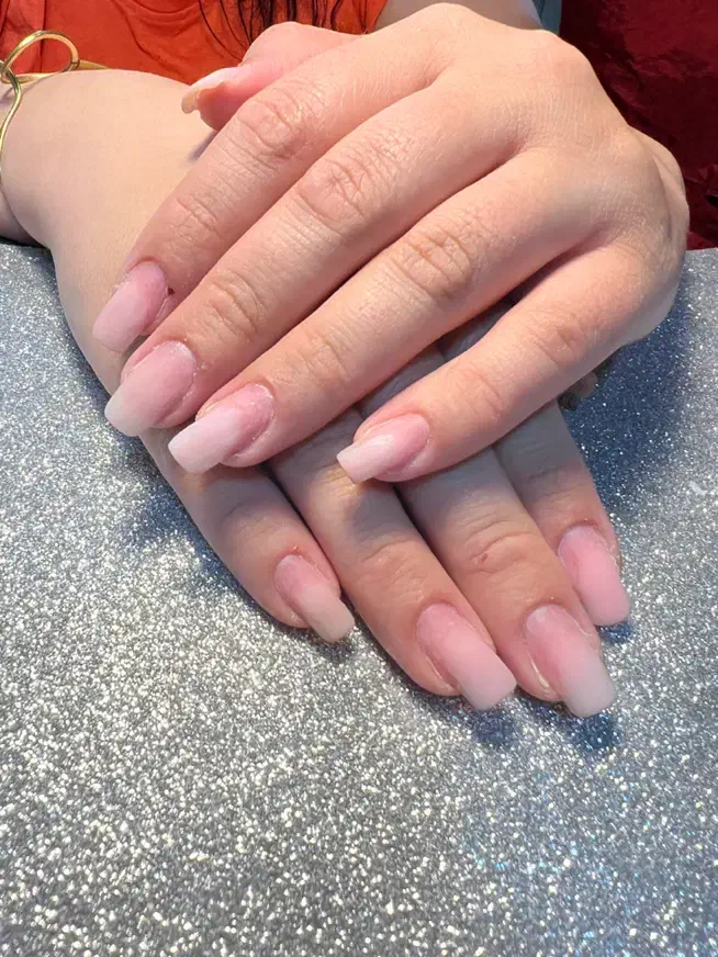 کاشت ناخن سهند فاز ۲|خدمات آرایشگری و زیبایی|سهند, |دیوار