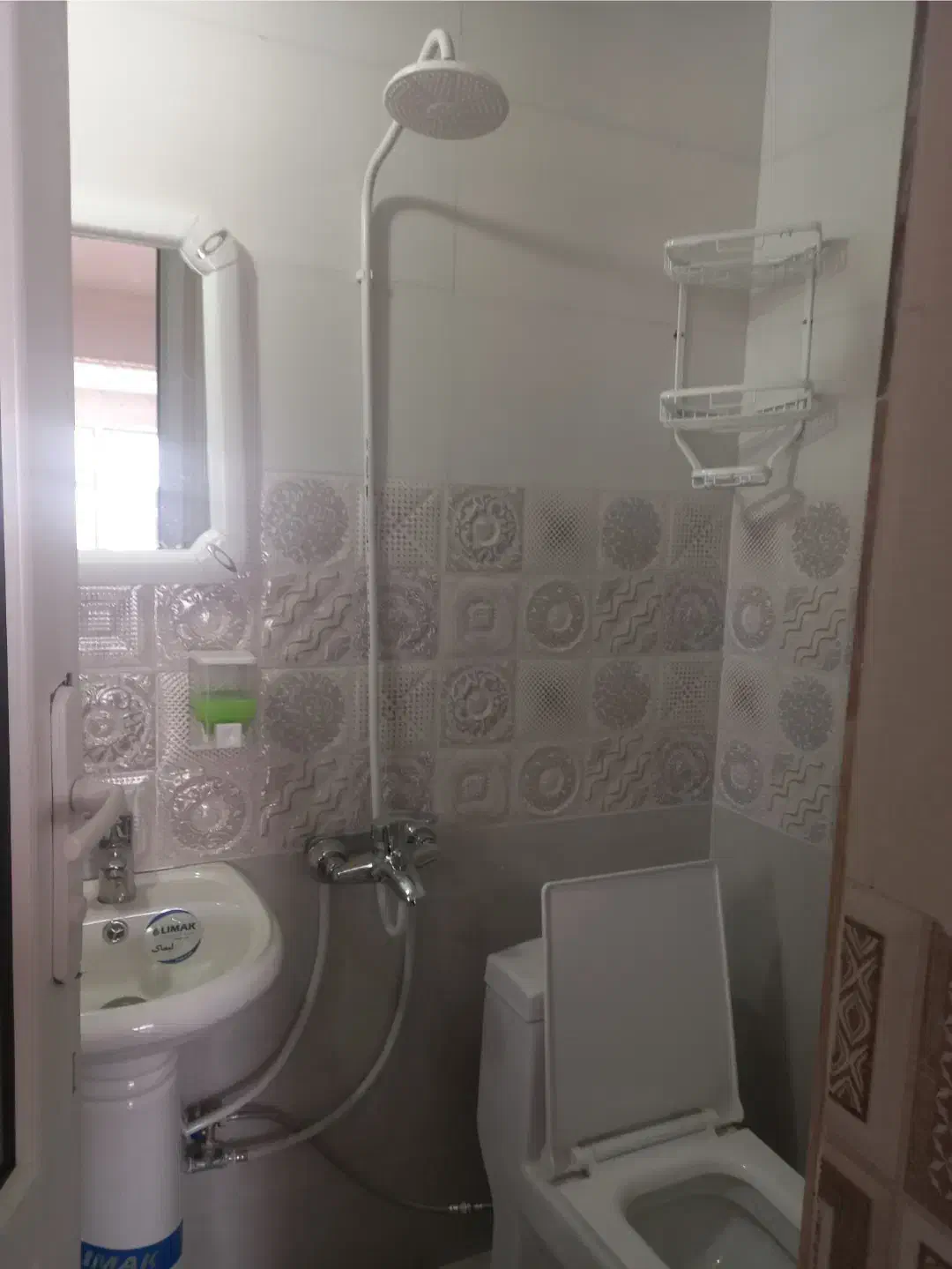 سوئیت نوساز کاملا شیک و تمیز  بدون خواب|اجارهٔ آپارتمان|بافت, |دیوار