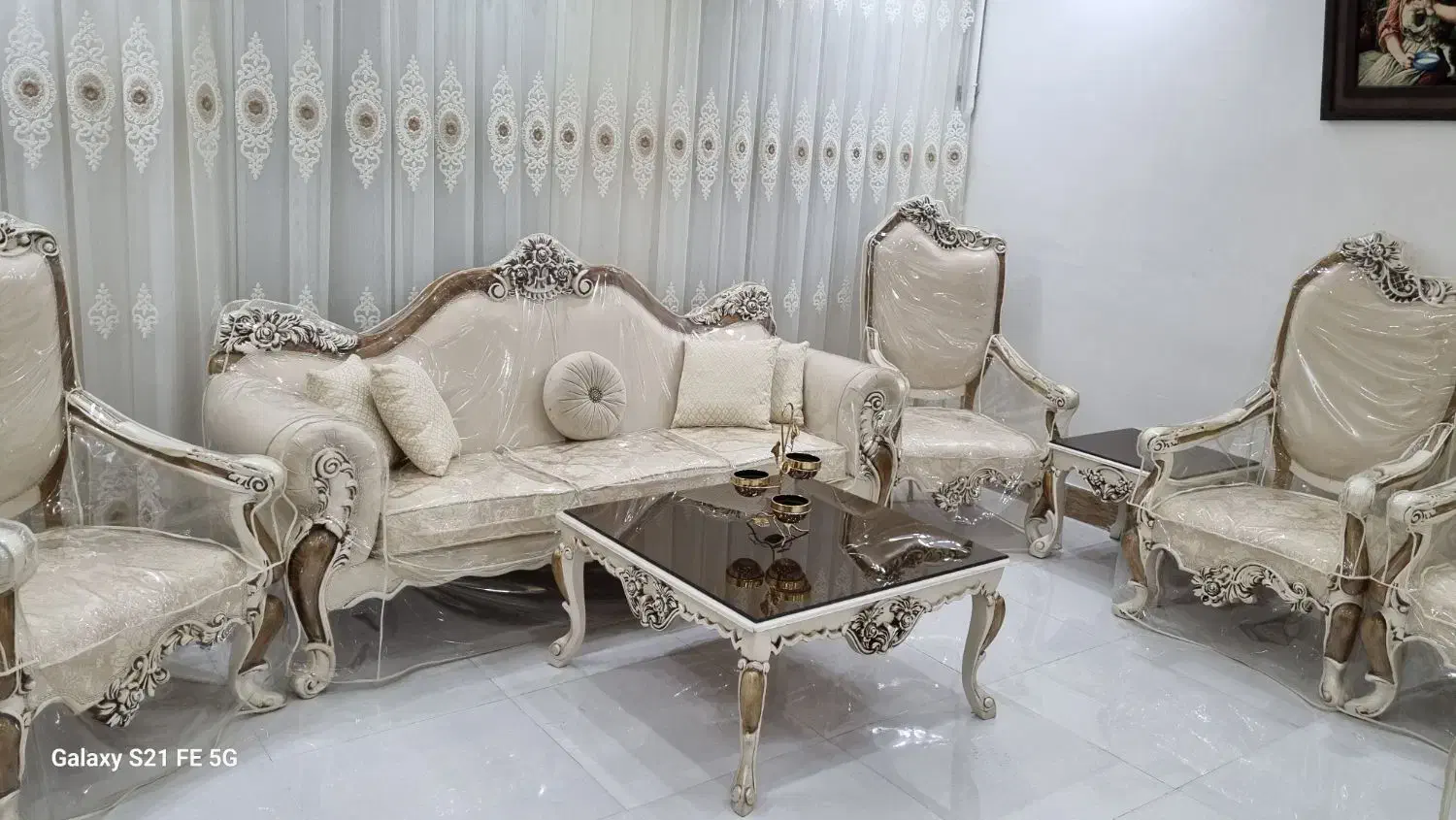 مبلمان کلاسیک ۹ نفره|مبلمان خانگی و میز عسلی|ملایر, |دیوار