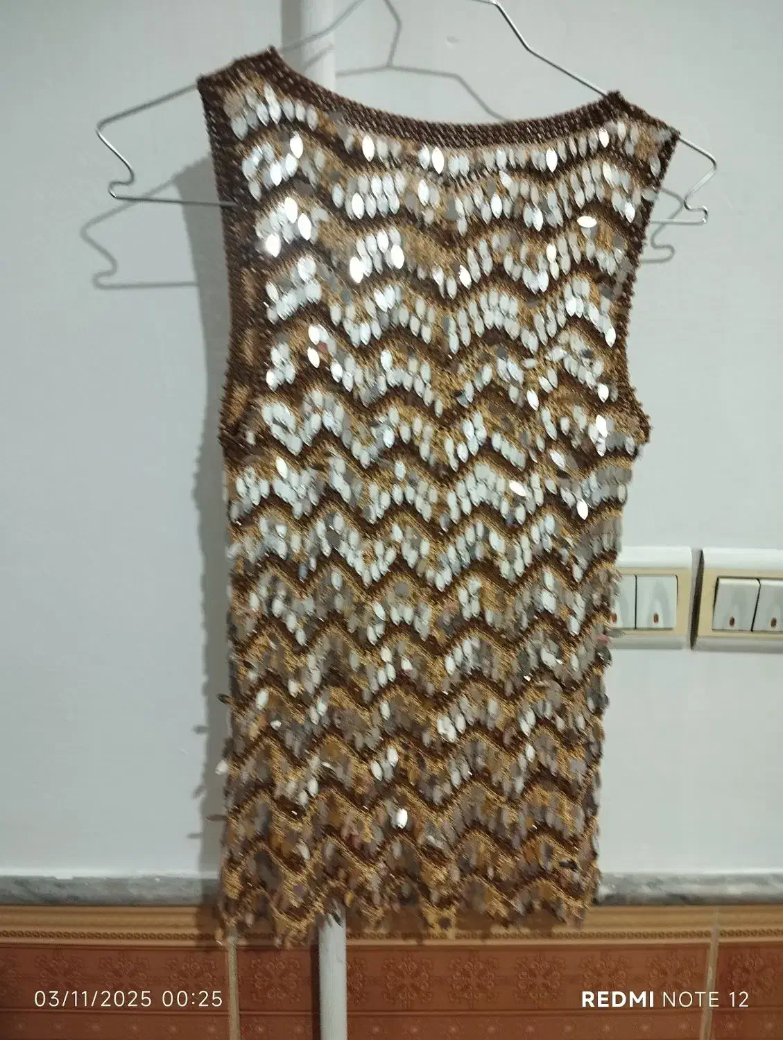 مانتو تاپ مجلسی|لباس|قم, ولیعصر|دیوار