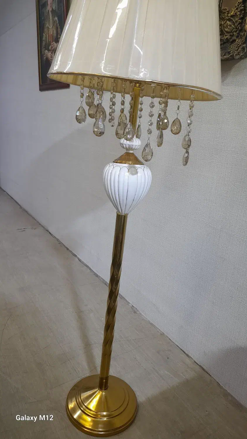 لوستر زمینی|لوستر و چراغ آویز|اهواز, ۳۰ متری|دیوار