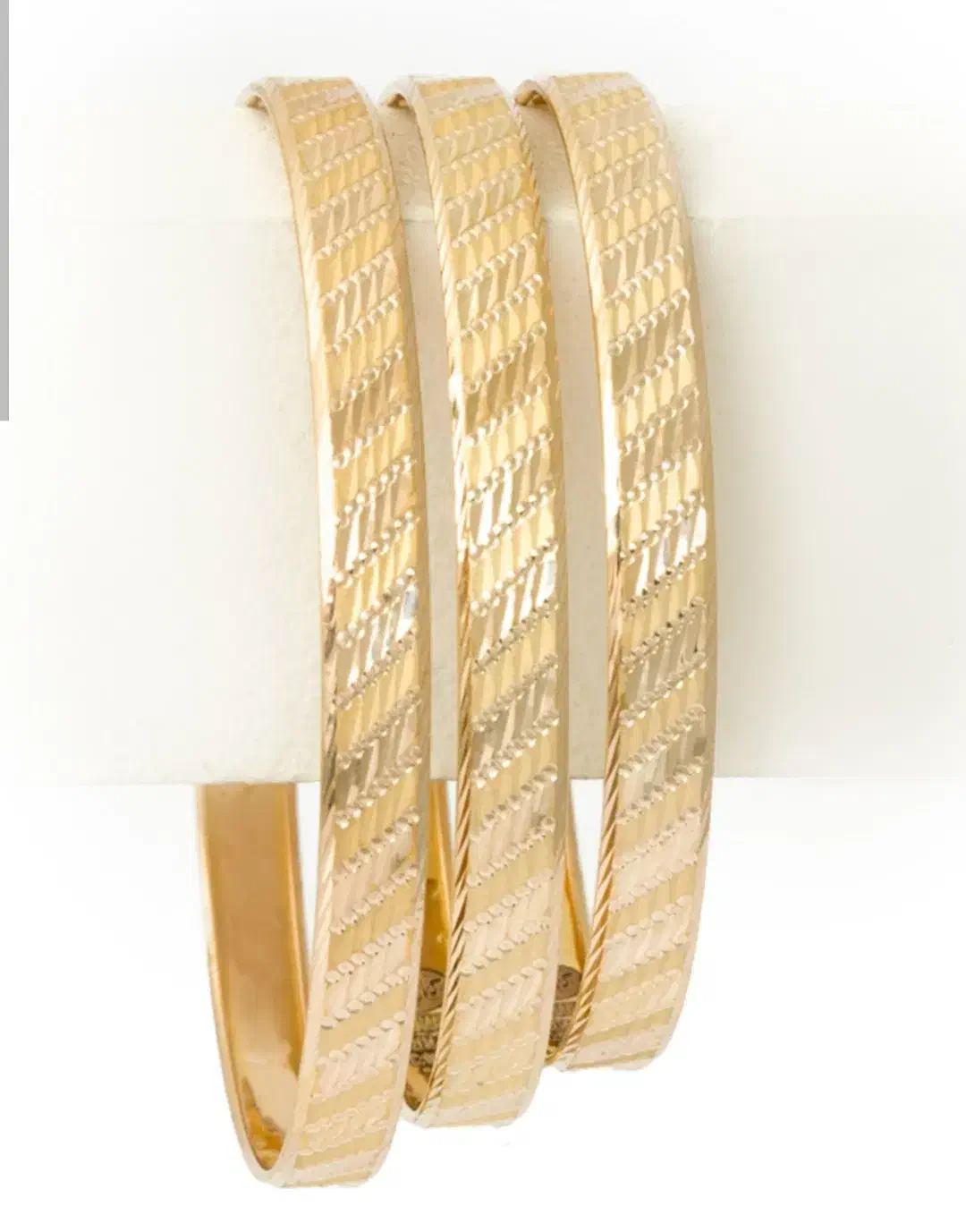 کارگر ساده مجرد جهت طلاسازی|استخدام صنعتی، فنی، مهندسی|یزد, |دیوار