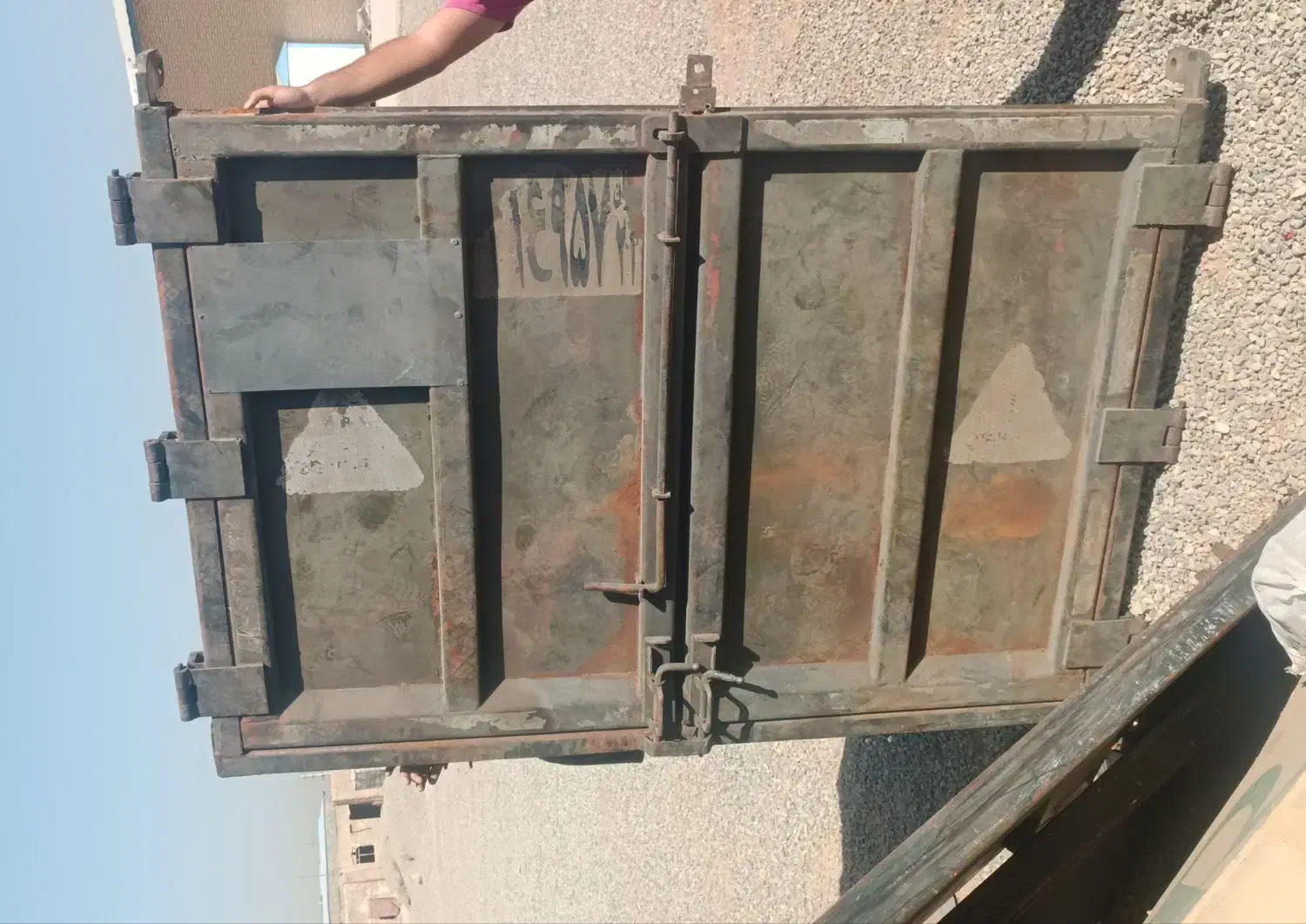 درب اتاق کمپرسی دو کاره|قطعات یدکی و لوازم جانبی|قرچک, ولی آباد|دیوار