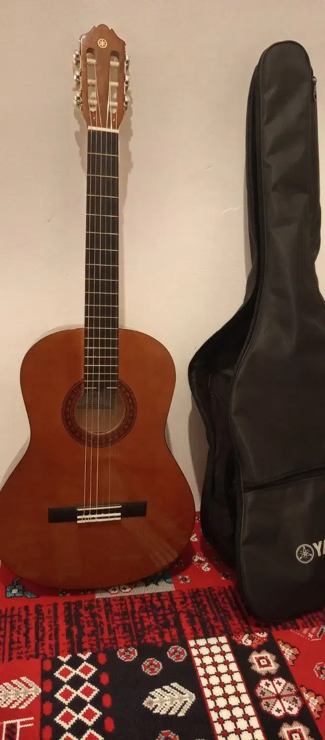 گیتار یاماها c40|گیتار، بیس، امپلیفایر|دماوند, گیلاوند|دیوار