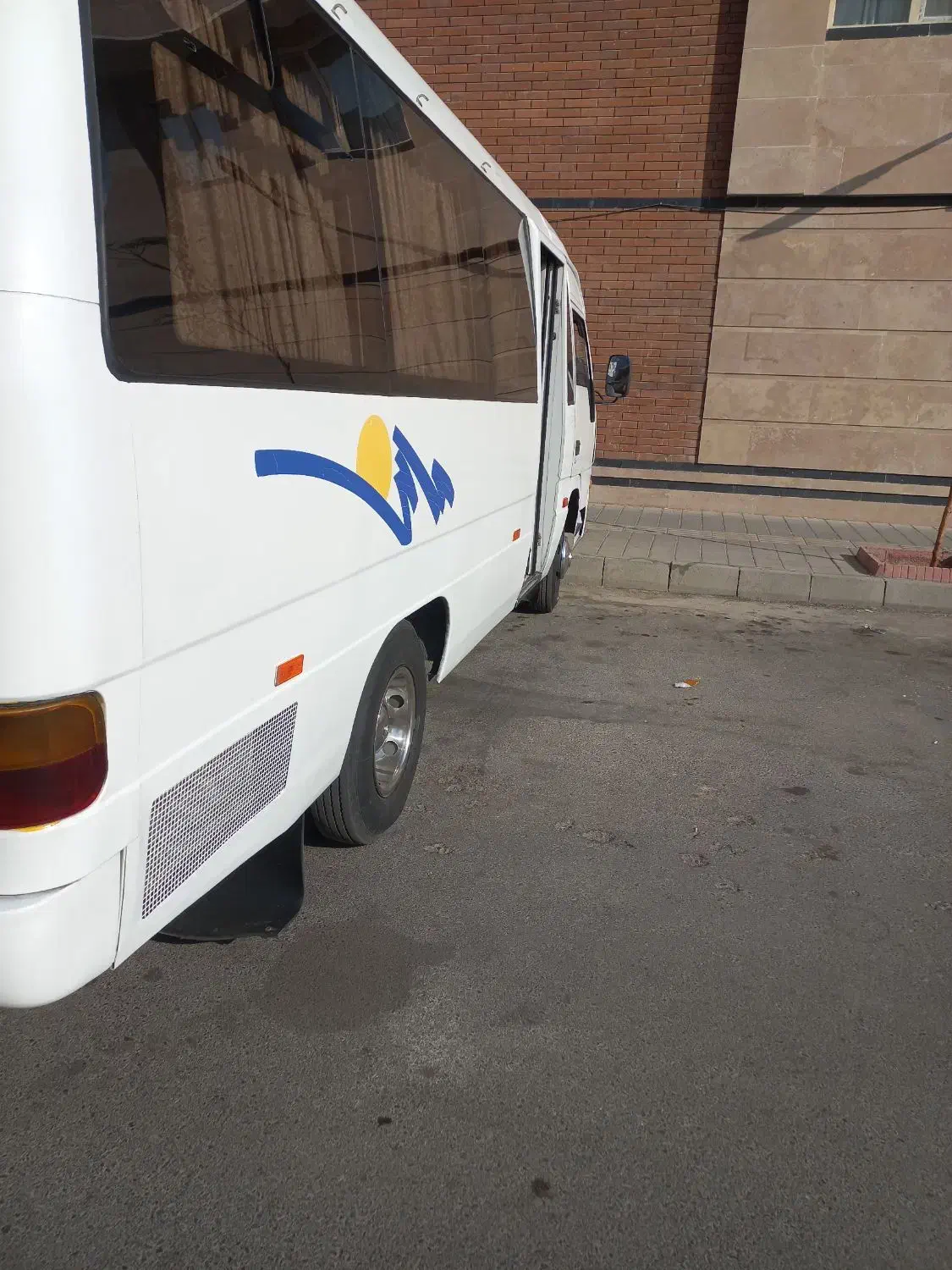 مینی بوس هیوندا کروز|خودرو سنگین|ری, هاشم‌آباد|دیوار