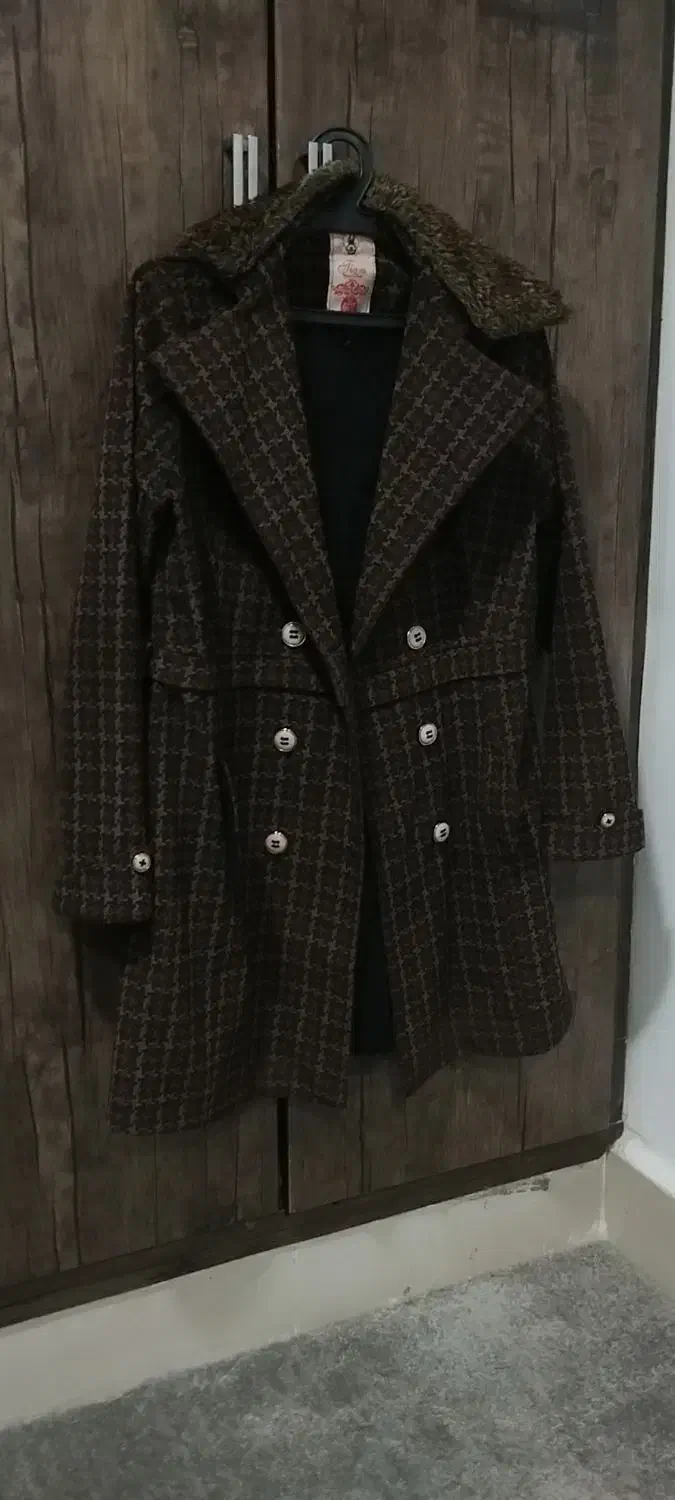 حراج پالتو خیلی شیک و مد روز در حد نو سایز 40تا46|لباس|دزفول, |دیوار