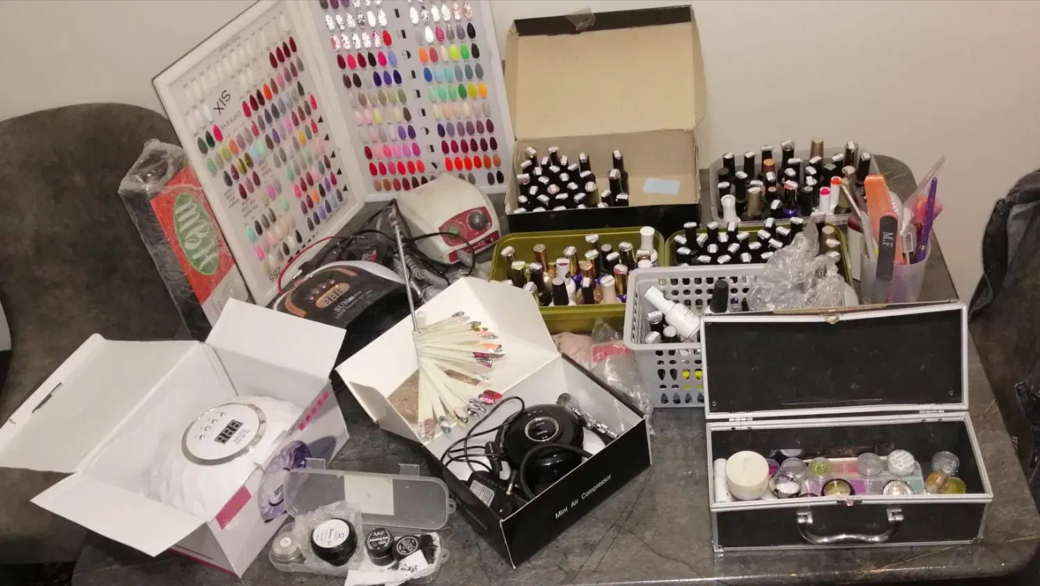 لوازم کامل کاشت ناخن و لاک و طراحی ناخن|آرایشی، بهداشتی، درمانی|پردیس, فاز ۸|دیوار