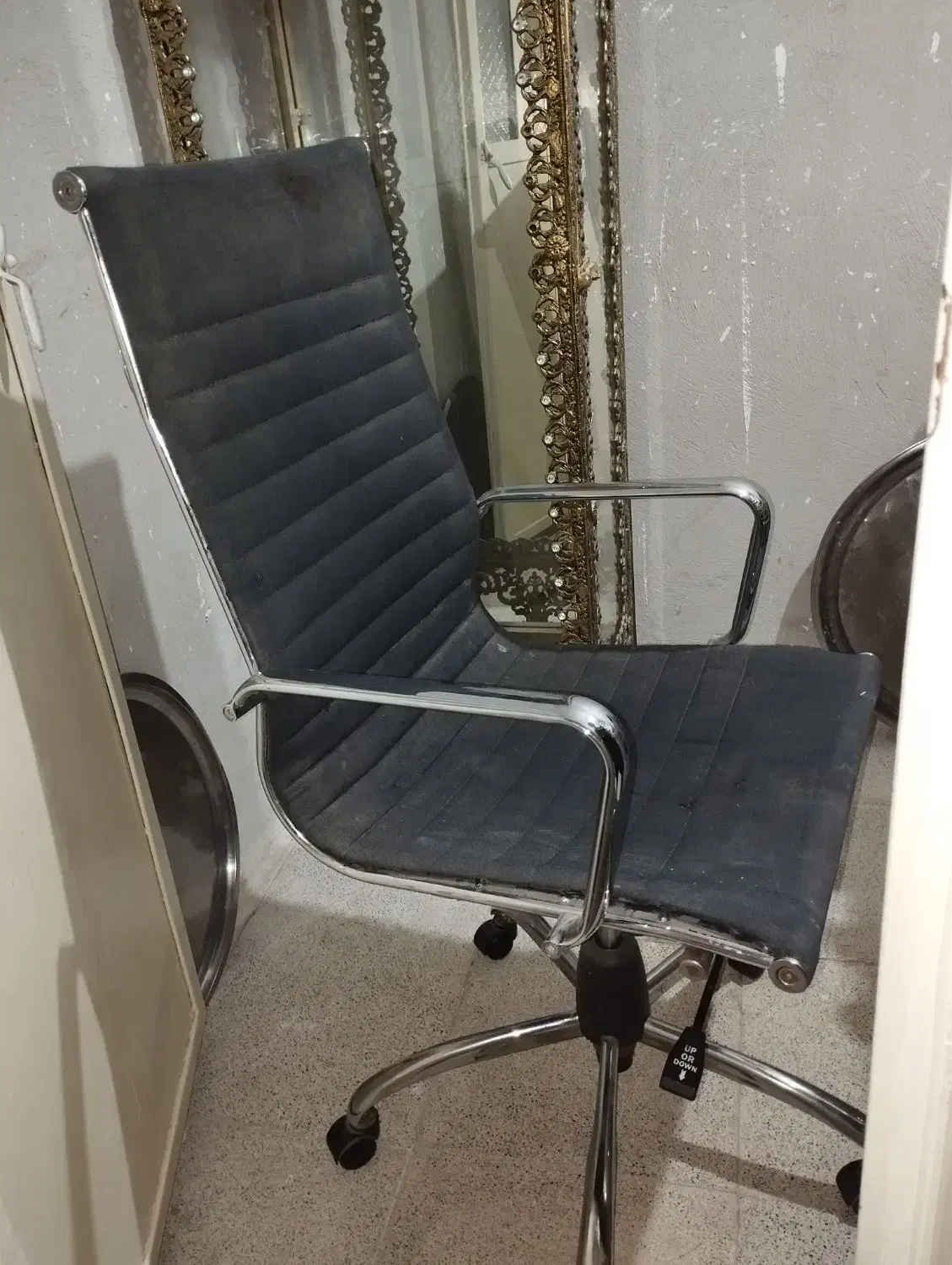 صندلی چرخدار|مبلمان اداری|نظرآباد, نظرآباد|دیوار