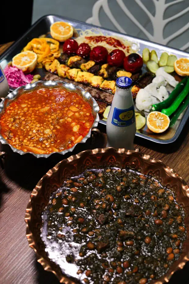 جذب نیروی کار در رستوران|استخدام خدمات فروشگاه و رستوران|فولادشهر, C5|دیوار