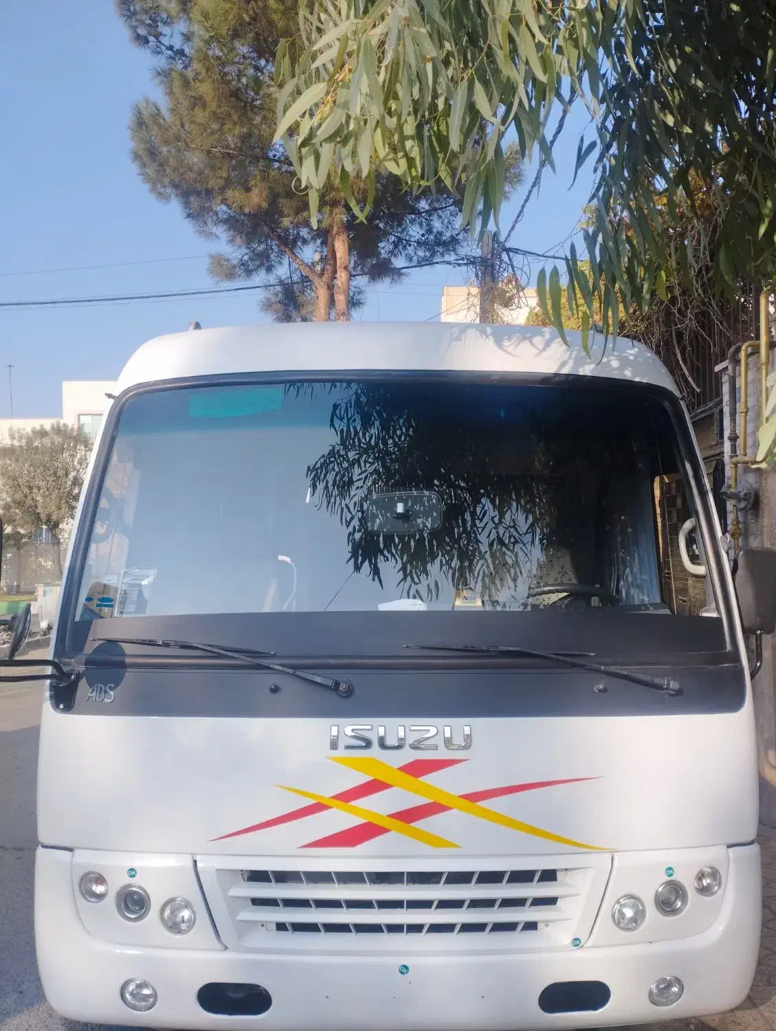 مینی بوس ایسوزو دربستی|خدمات حمل و نقل|ری, علایین|دیوار