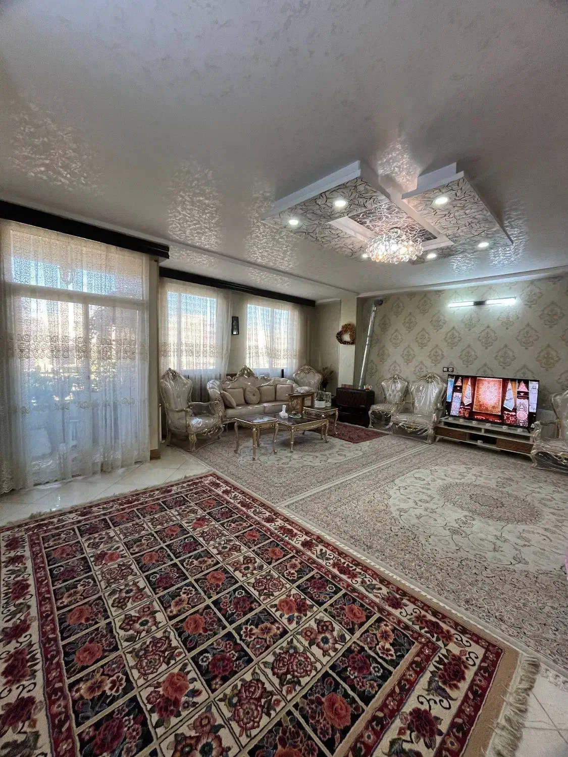 ۱۰۰ متر/ دوخواب/ شیک/ چاله آسانسور|فروش آپارتمان|اصفهان, کوجان|دیوار