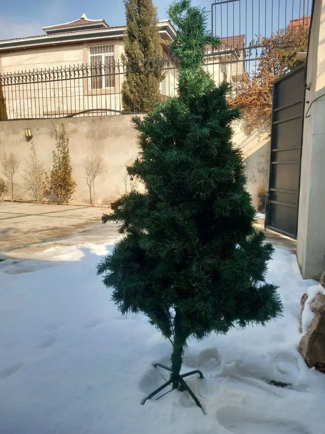 درخت کریسمس|گل مصنوعی|رودهن, |دیوار