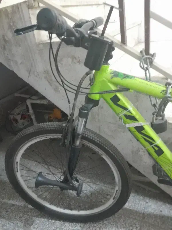 اسباب بازی فرفره های انفجاری و بوق دوچرخه|کلکسیون و سرگرمی|اسلامشهر, مظفریه|دیوار