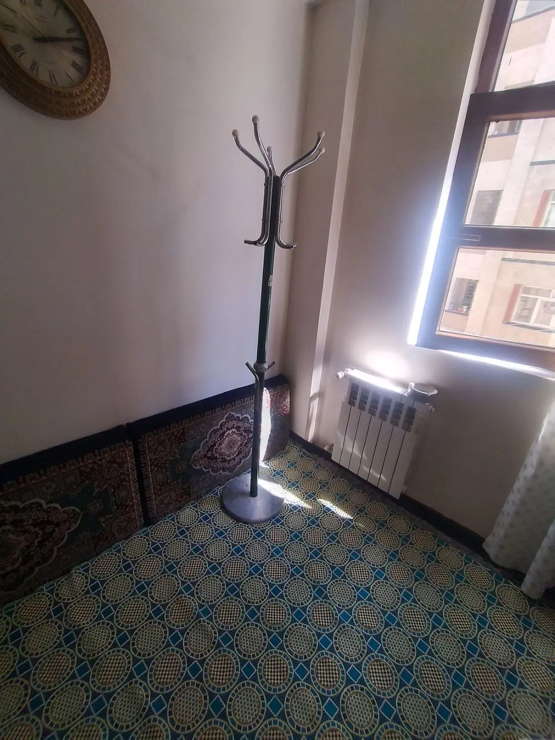 یک عدد جالباسی کارکرده بدون عیب ایراد|جاکفشی، کمد، دراور|تهران, آذری|دیوار