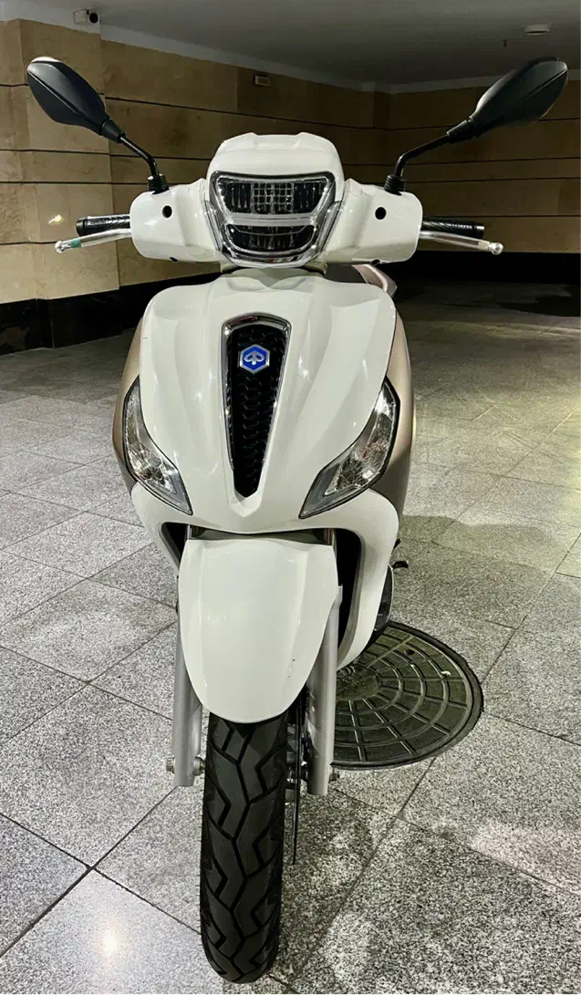 پیاجیو مدلی ۱۵۰ نیو فیس مدل ۱۴۰۲|موتورسیکلت|تهران, جردن|دیوار