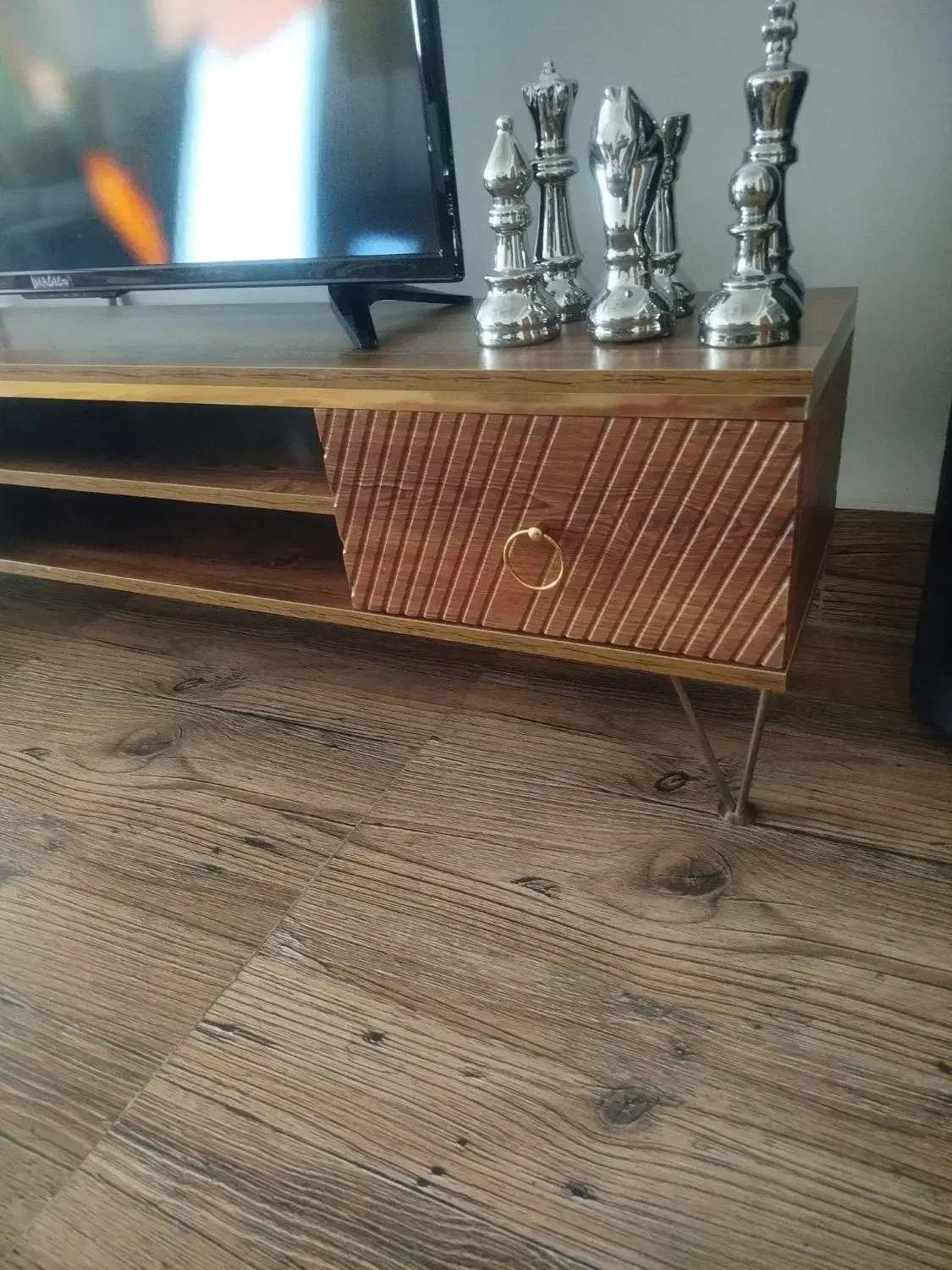 میز تلویزیون|میز تلویزیون|رباطکریم, رباطکریم|دیوار