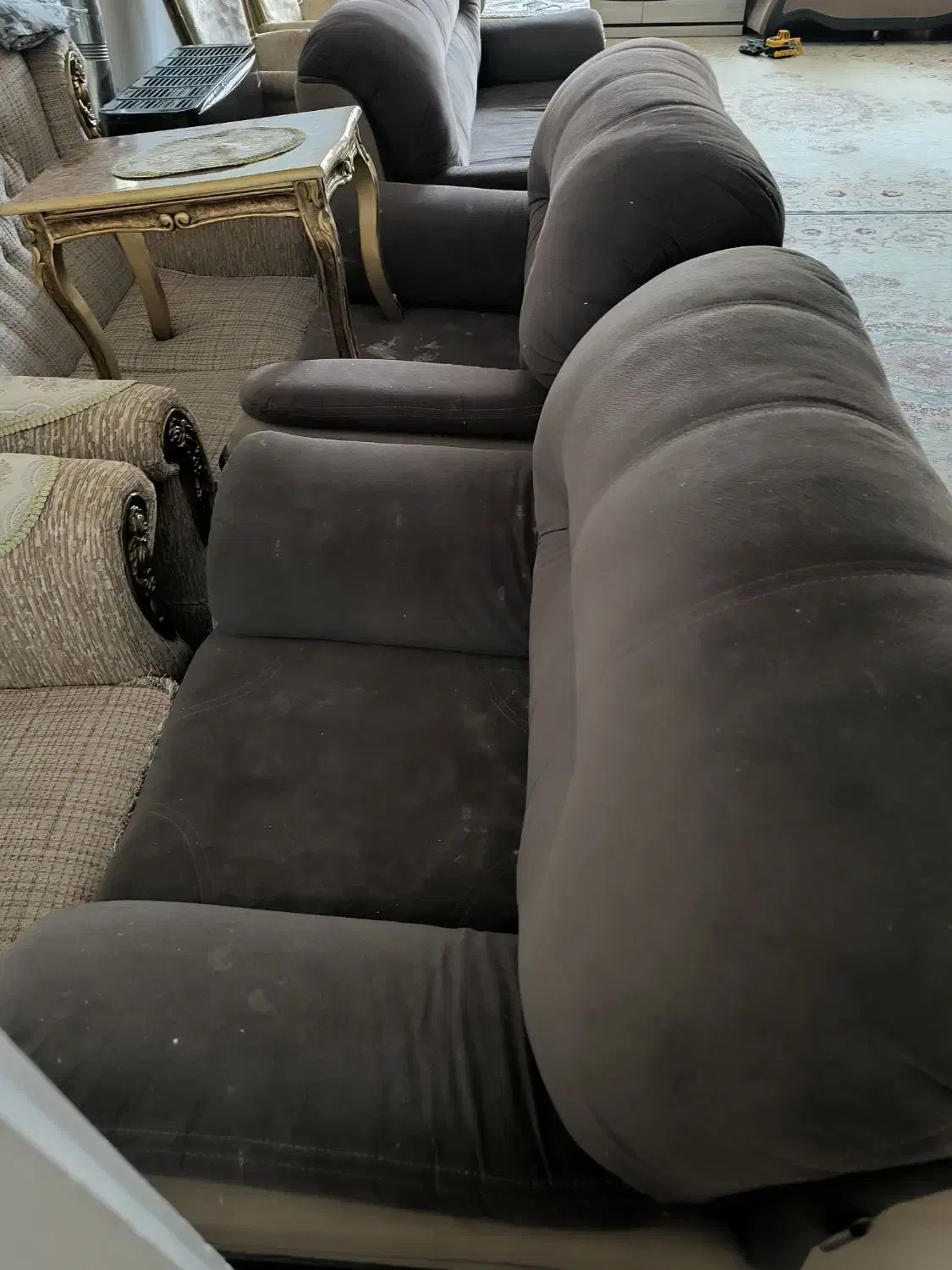 مبل|مبلمان خانگی و میز عسلی|صدرا-فارس, فاز ۱|دیوار