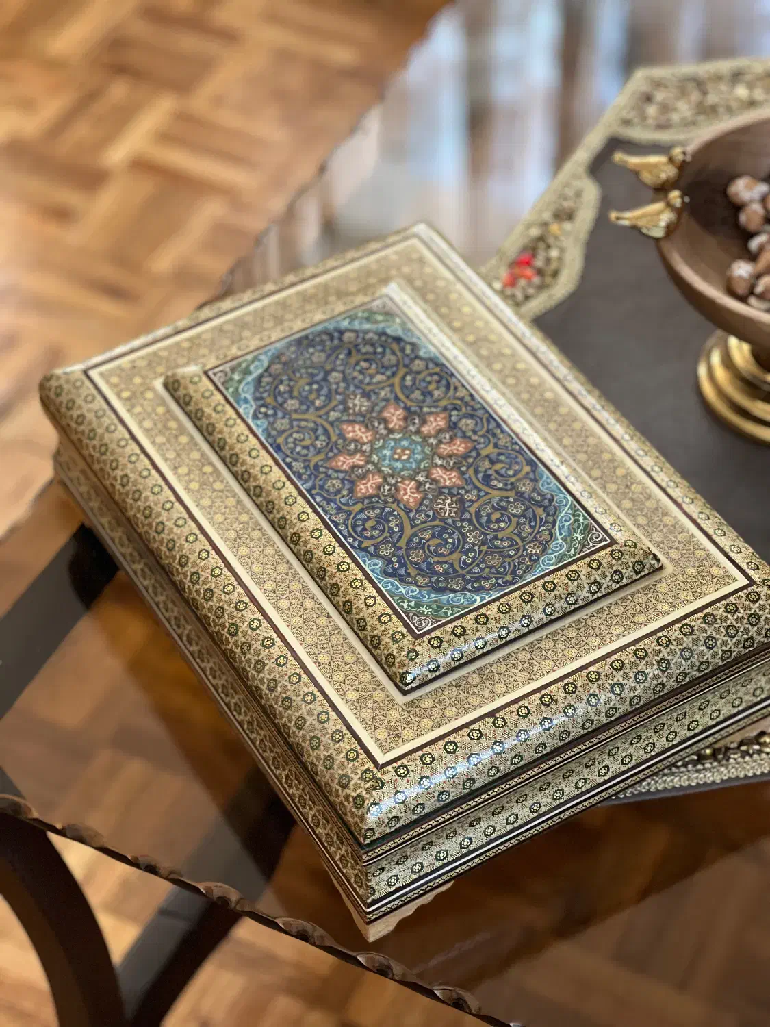 جعبه قرآن خانم و کتاب قرآن|صنایع دستی و سایر لوازم تزئینی|اصفهان, جلفا|دیوار