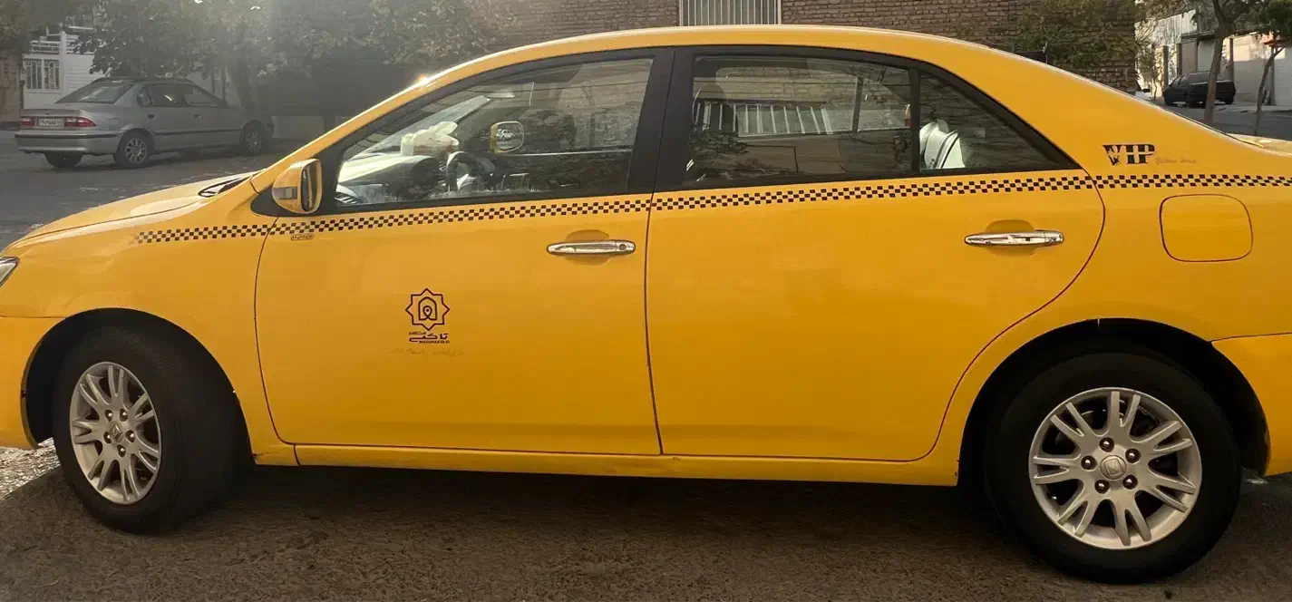 آریو تاکسی اتومات 1600cc|خودرو سواری و وانت|مشهد, شاهد (شهرک غرب)|دیوار