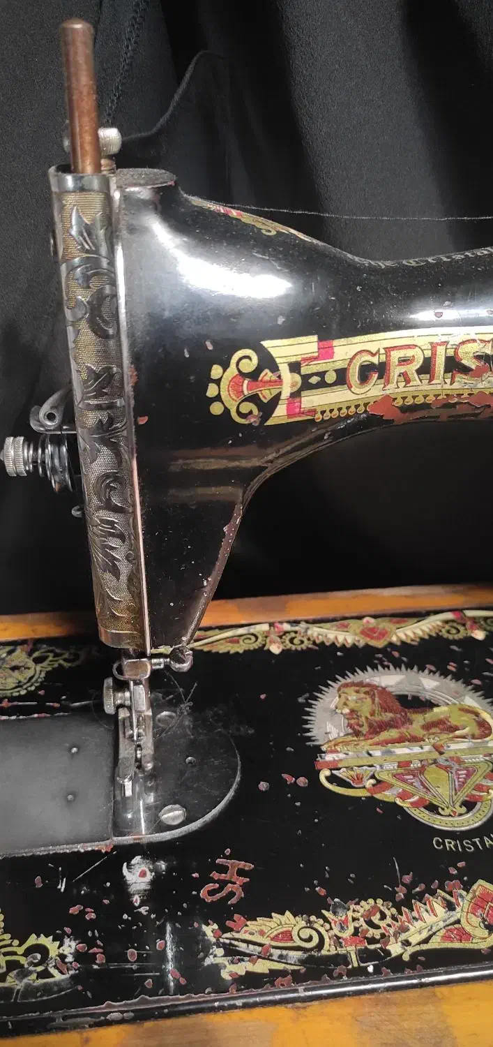 چرخ کریستال اصل جفت شیر ، دینام وپدال دارد|چرخ خیاطی و ریسندگی|خاو و میرآباد, |دیوار