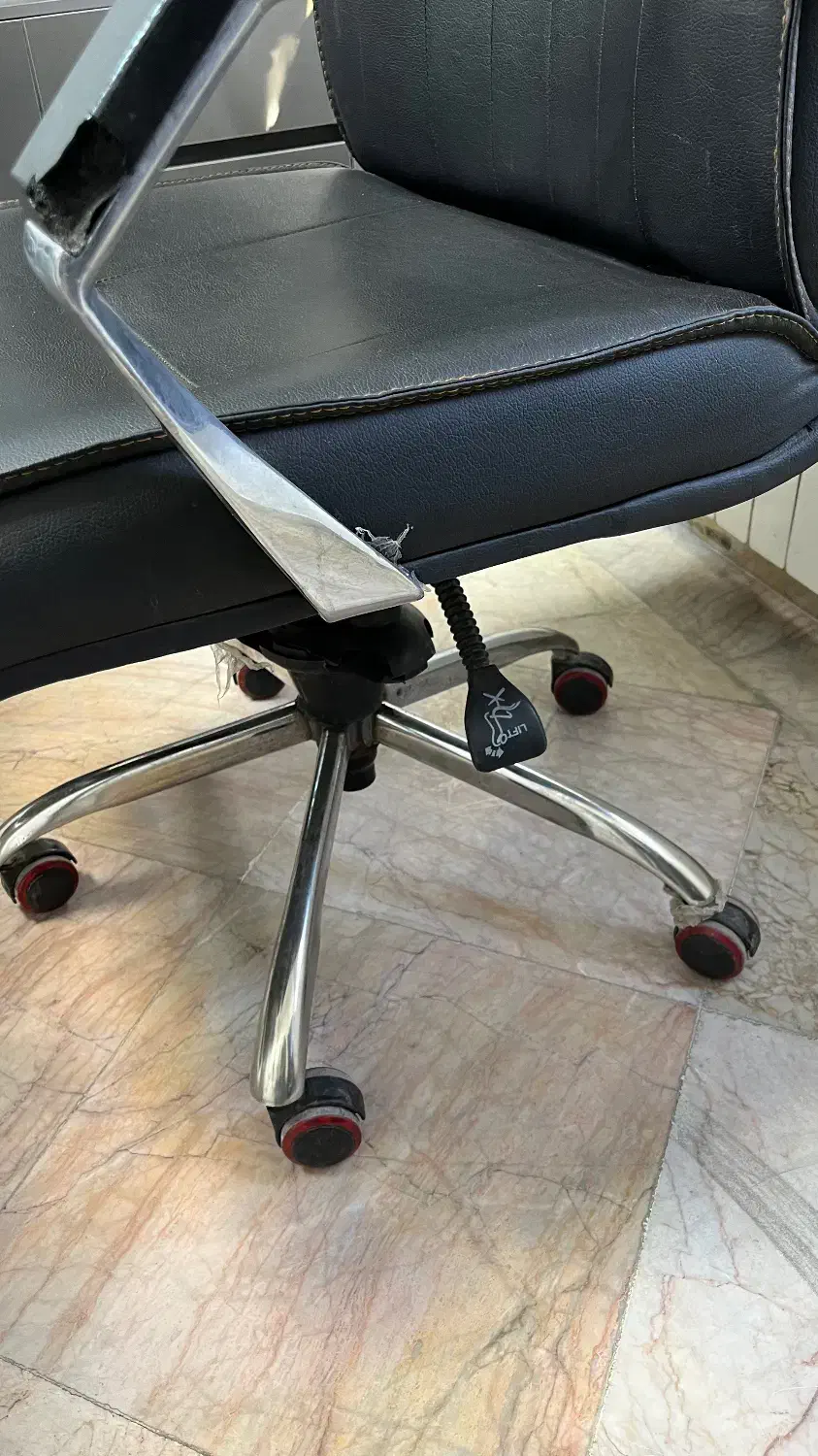 صندلی|صندلی و نیمکت|مشهد, سجاد شهر|دیوار