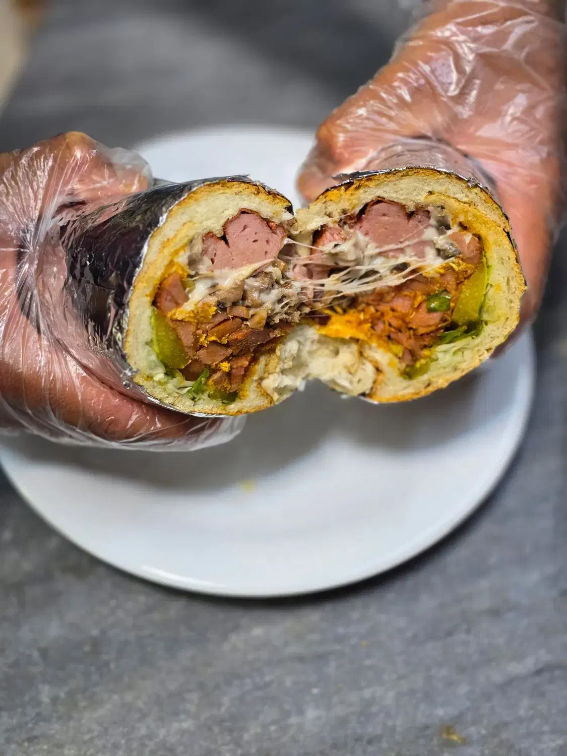 کمک آشپز. فرکار ساندویچ و پیتزا|استخدام خدمات فروشگاه و رستوران|بیرجند, |دیوار