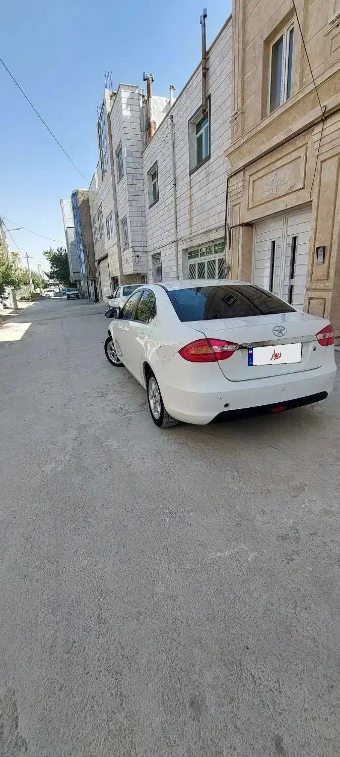 جکj5دنده|خودرو سواری و وانت|همدان, |دیوار