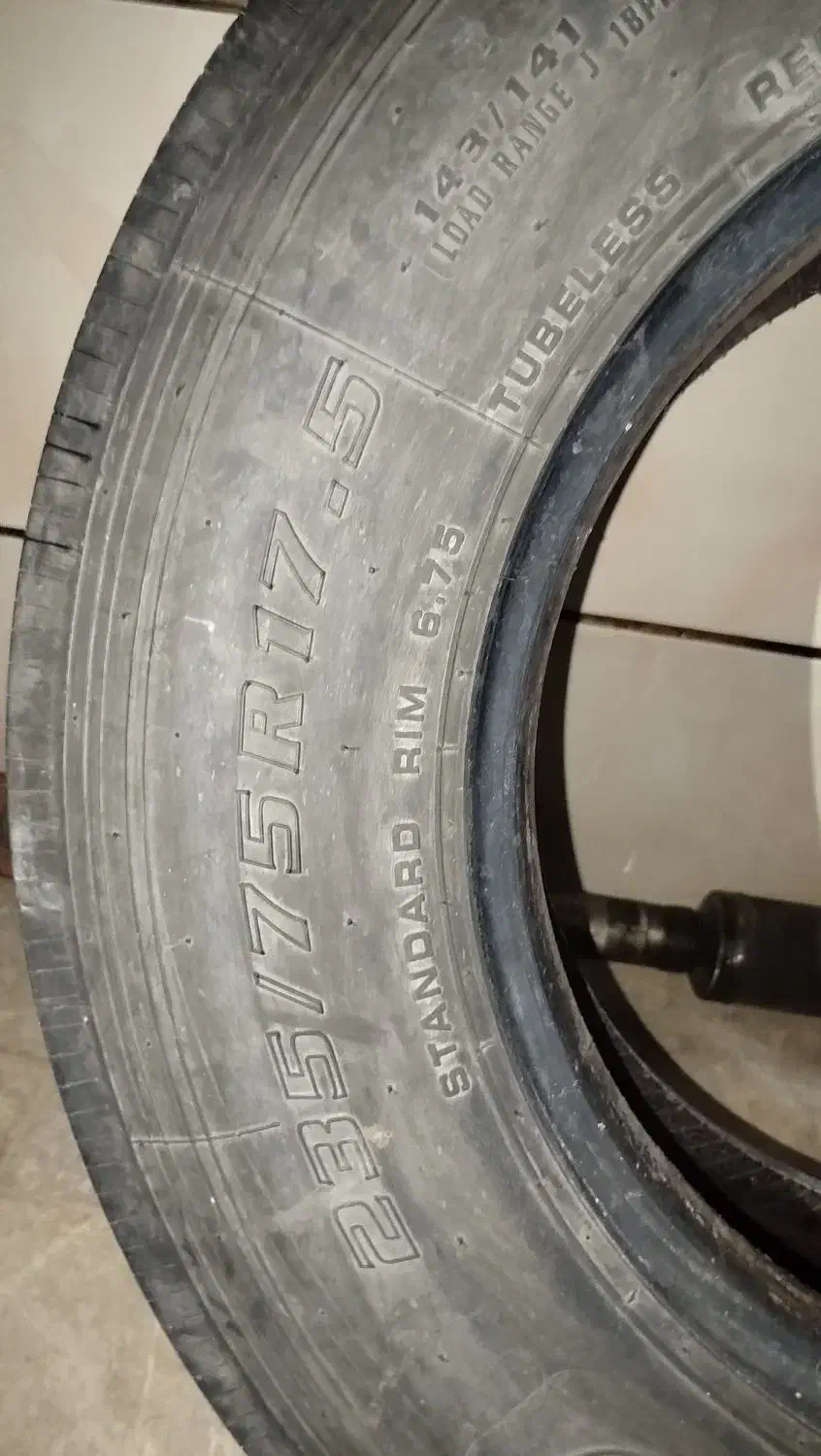 لاستیک 235 برند بو تو|قطعات یدکی و لوازم جانبی|کرمان, |دیوار