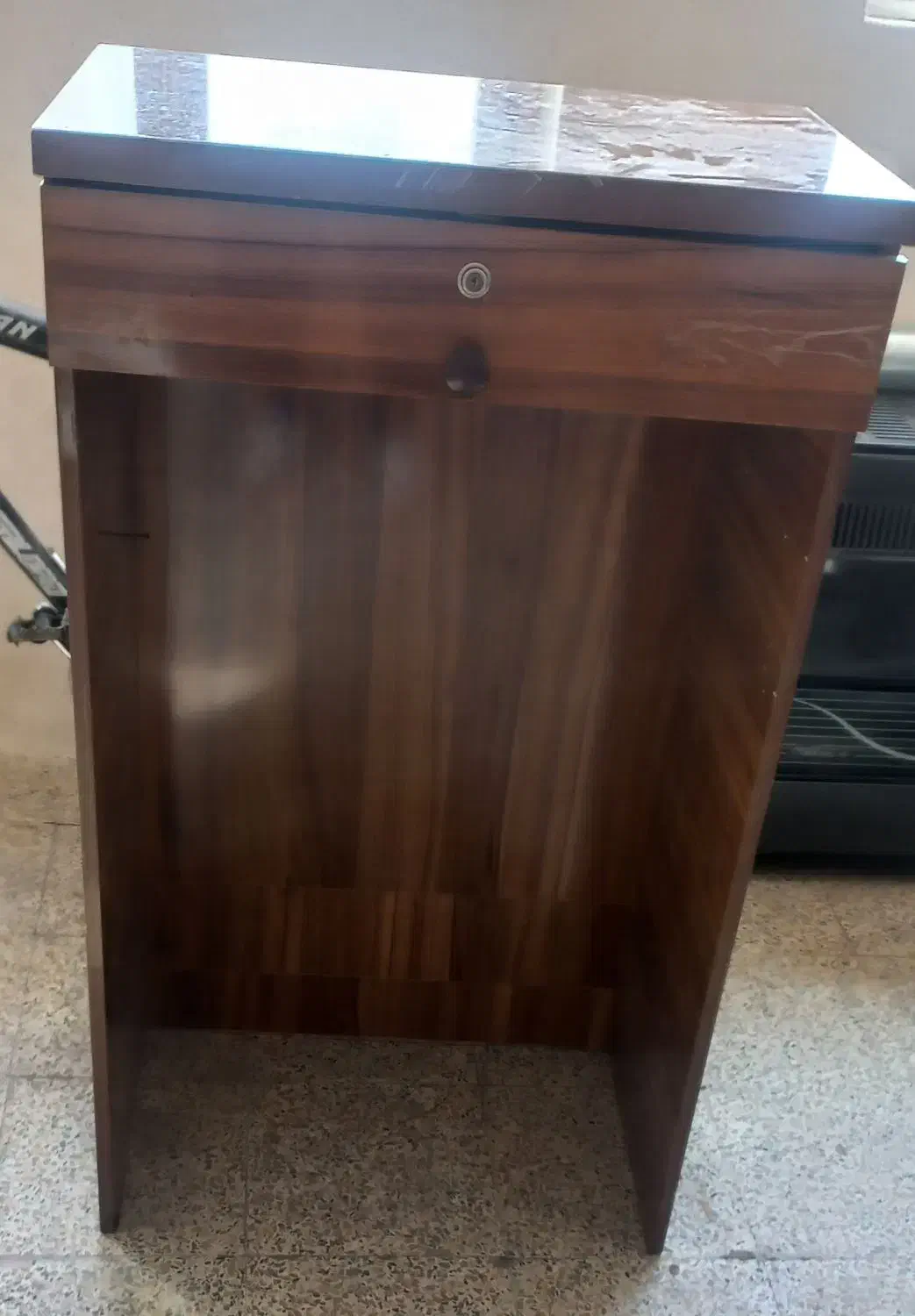 میز|میز تحریر و کامپیوتر|اردبیل, |دیوار