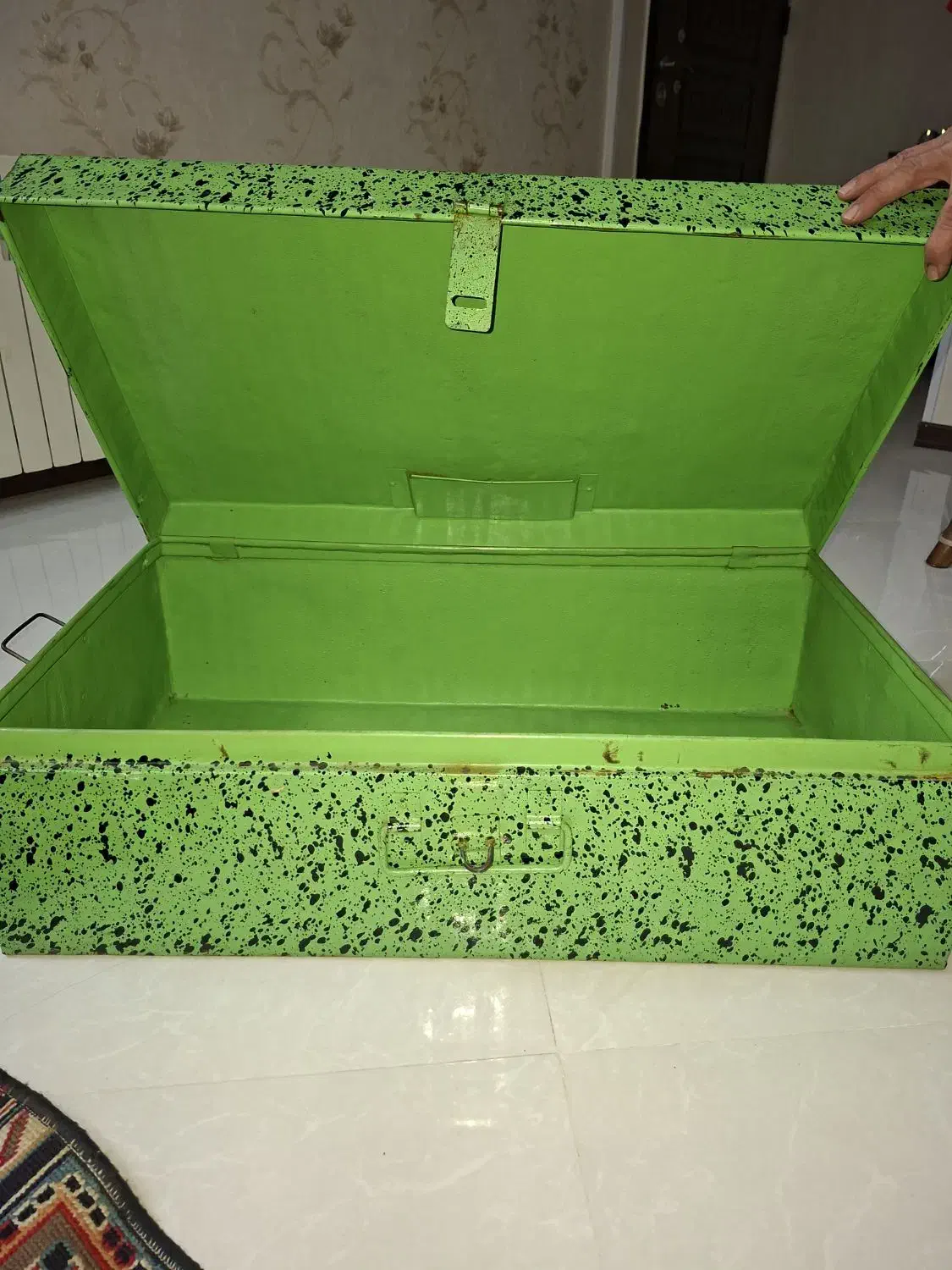 صندوق آهنی|کتابخانه، شلف، قفسه‌های دیواری|مشهد, مشکینی (شهرک غرب)|دیوار