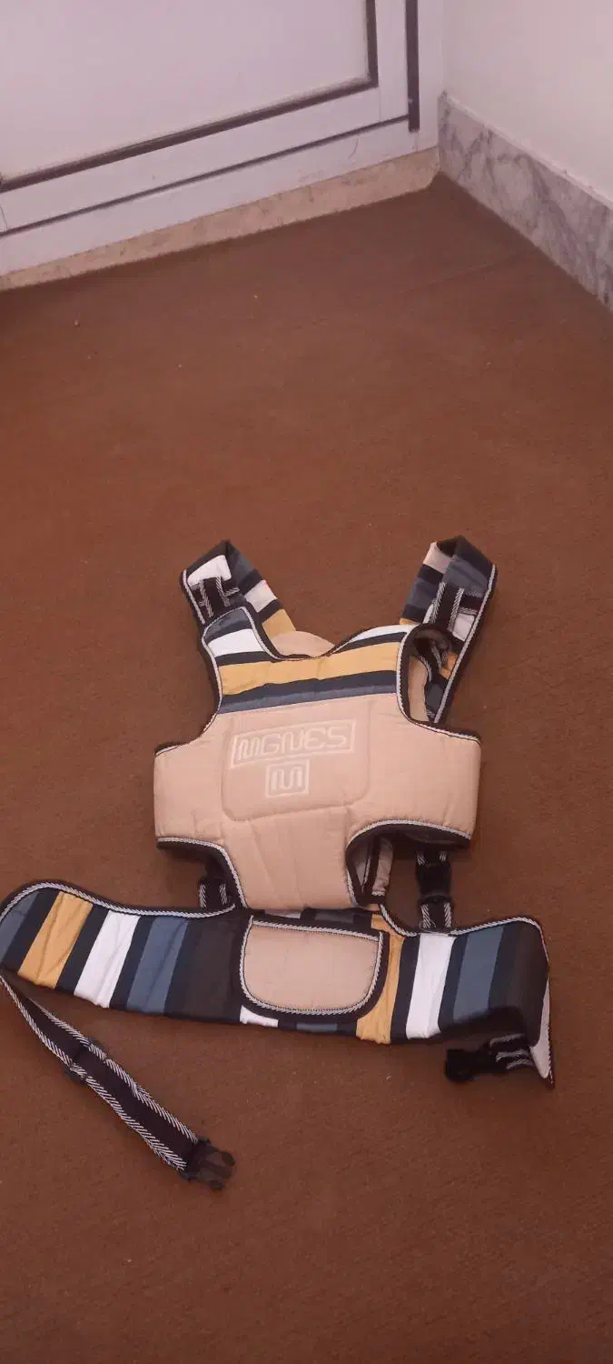 آغوشی نوزاد|اسباب و اثاث بچه|ساری, |دیوار