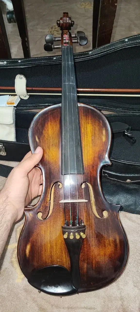 ویولن دست ساز|ویولن|مریوان, |دیوار