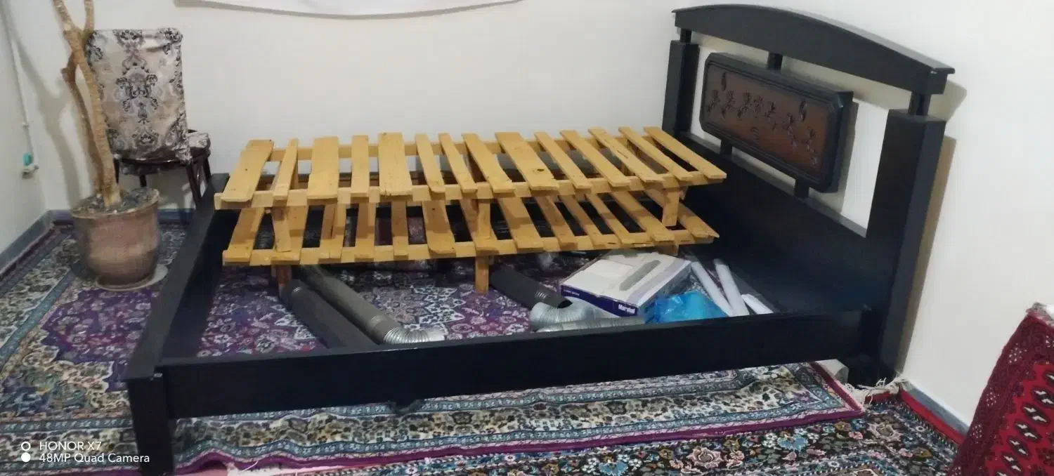 تخت خواب دونفره سالم|تخت و سرویس خواب|همدان, |دیوار