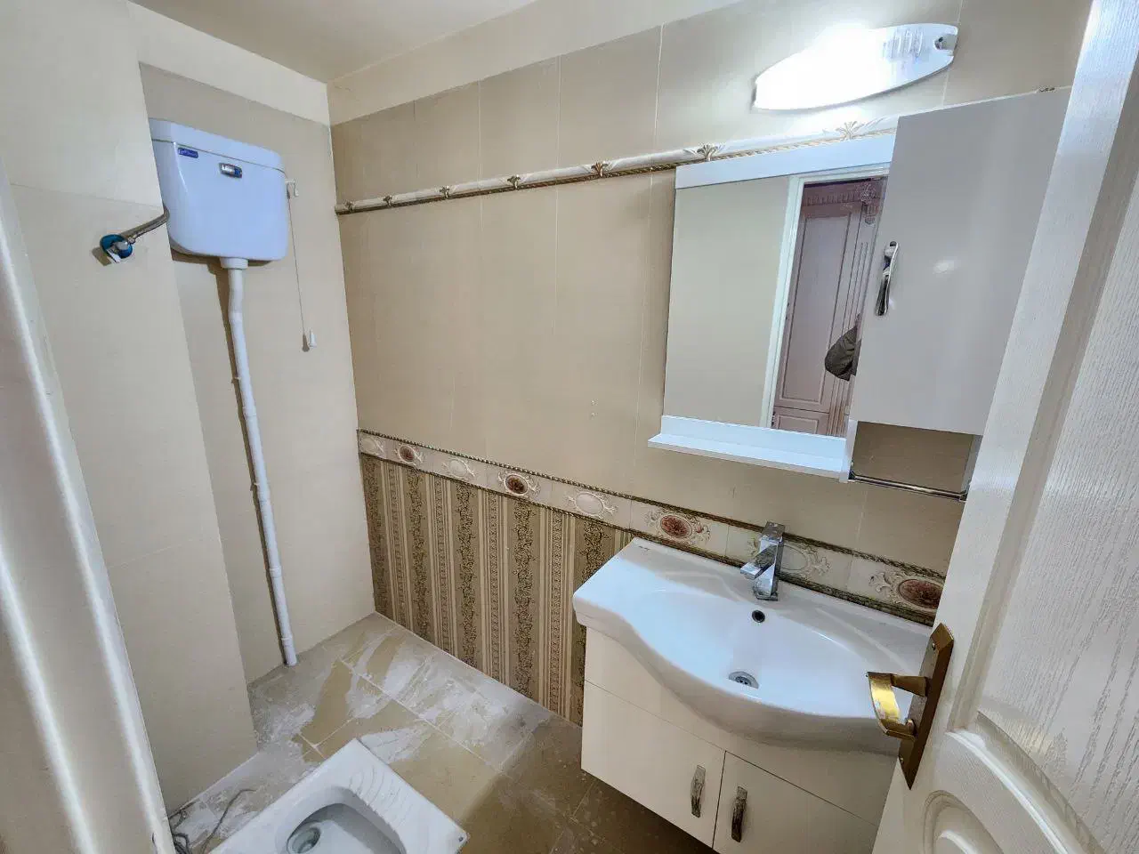 ۱۴۰ متر ۳ خوابه فول سالن پرده خور چهارباغ شرقی