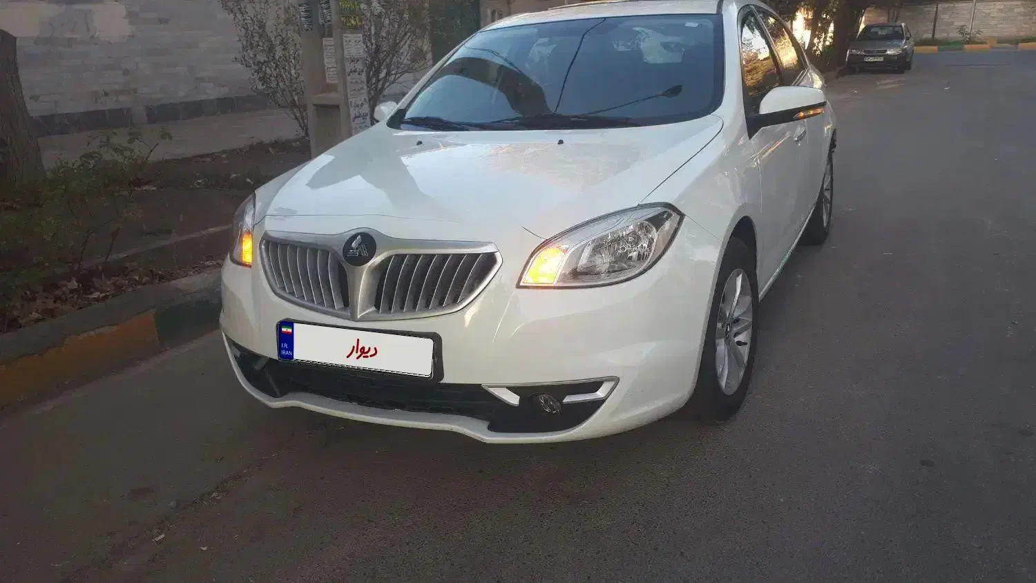 برلیانس فوق العاده سالم  استثنائی|خودرو سواری و وانت|تهران, شهرک استقلال|دیوار