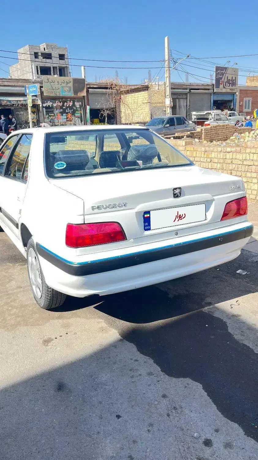 پارس ۴۰۳|خودرو سواری و وانت|بوئین زهرا, |دیوار