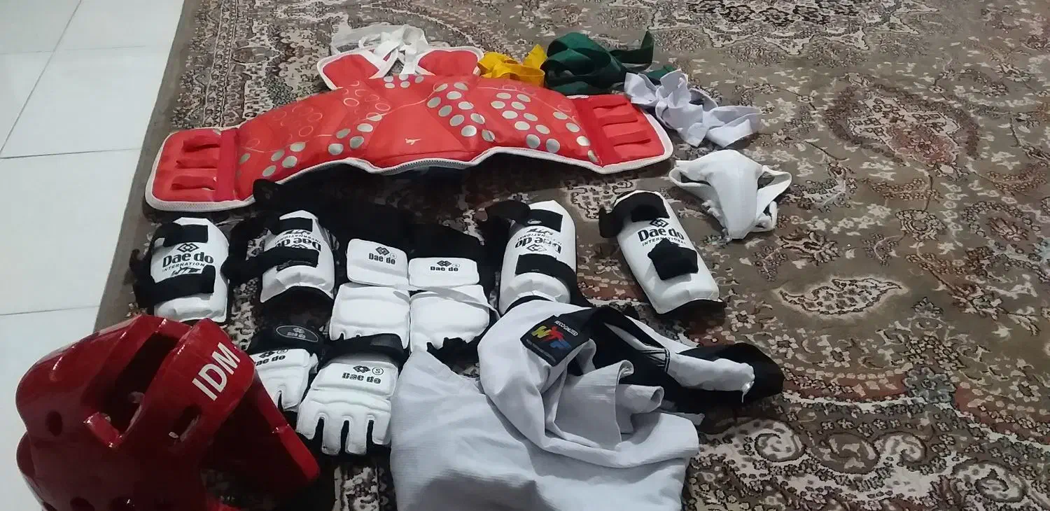 لباس تکواندو در حد نو|تجهیزات ورزشی|صفادشت, |دیوار